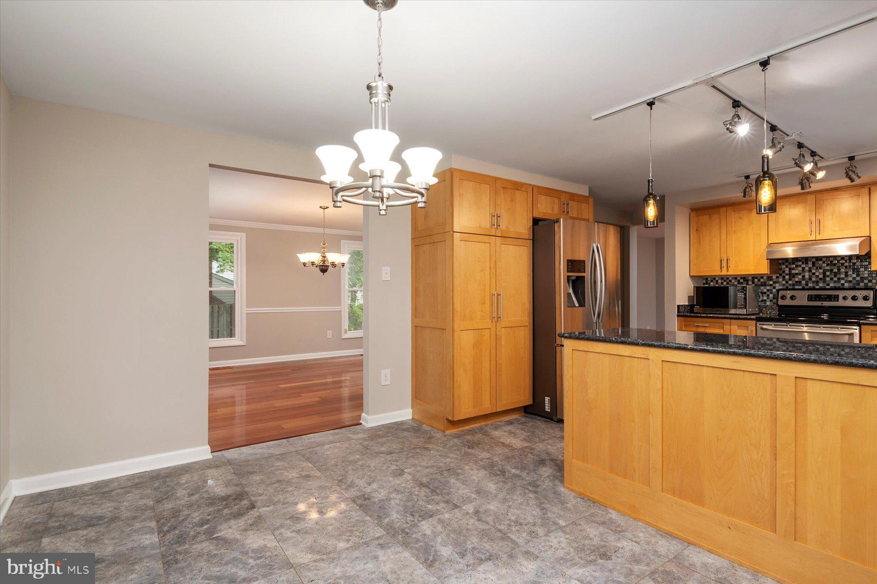 VILLAGE OF OWEN BROWN - Residential