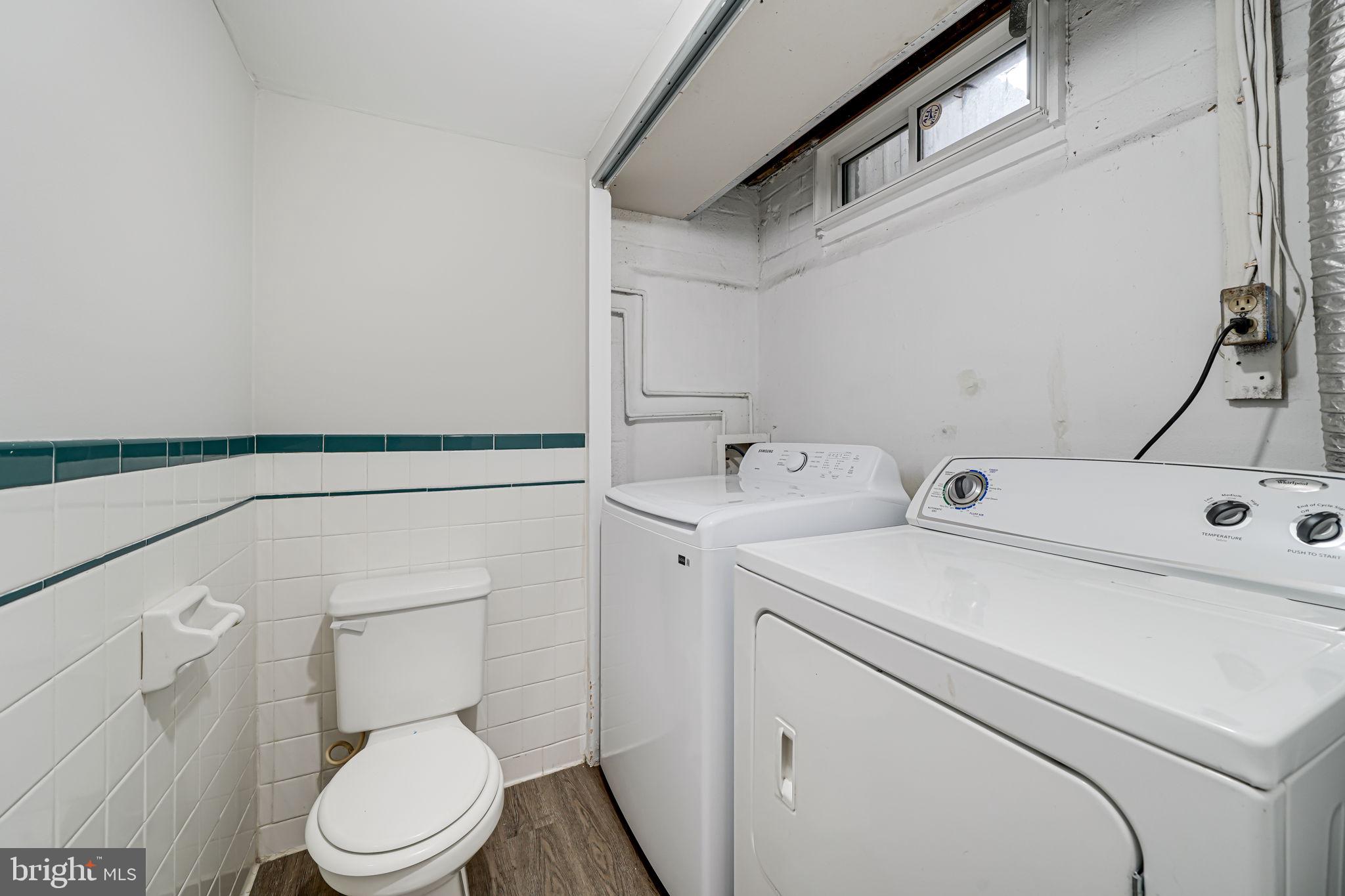 BUCKNELL MANOR - Residential