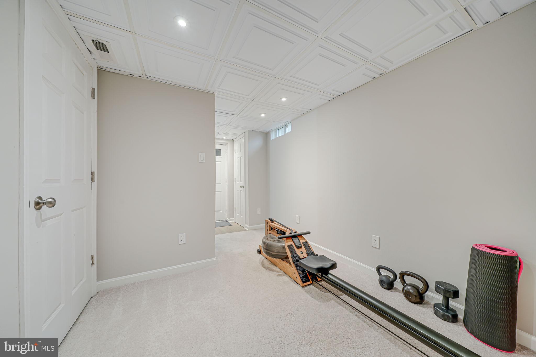 BUCKNELL MANOR - Residential