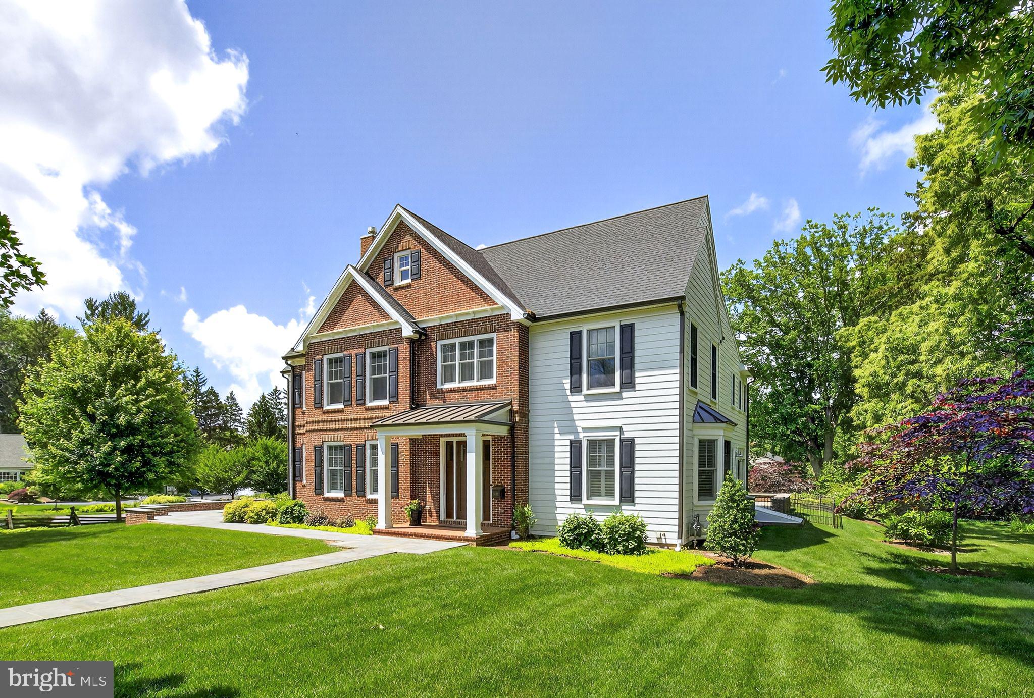 SCHOOL LANE HILLS - Residential