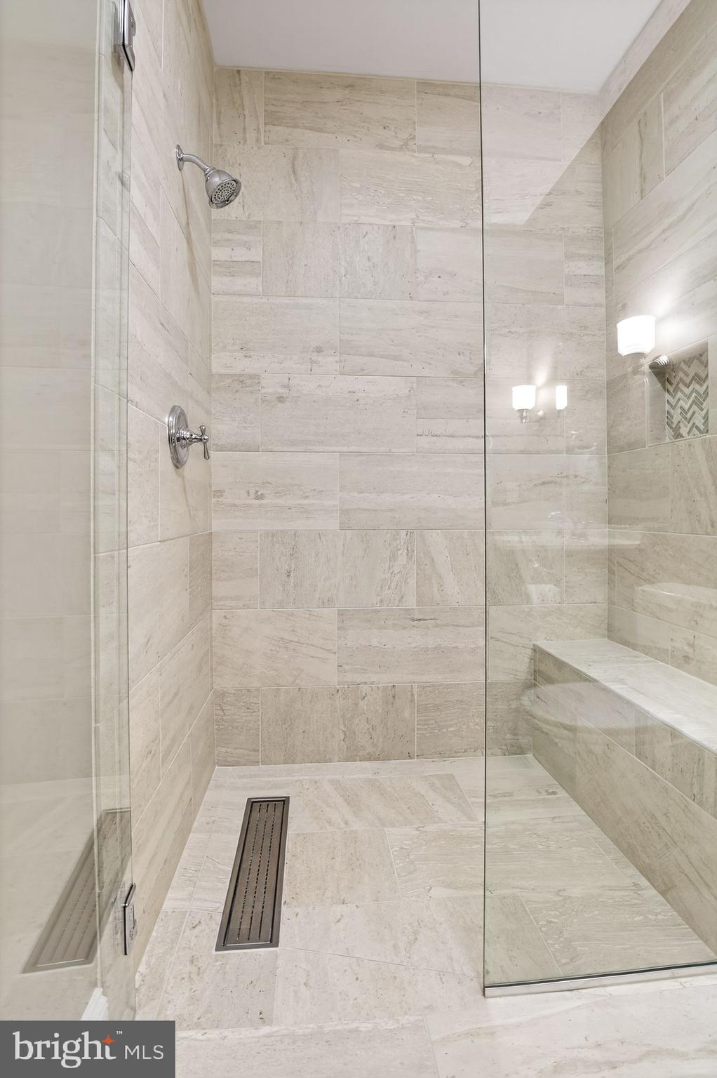 SCHOOL LANE HILLS - Residential