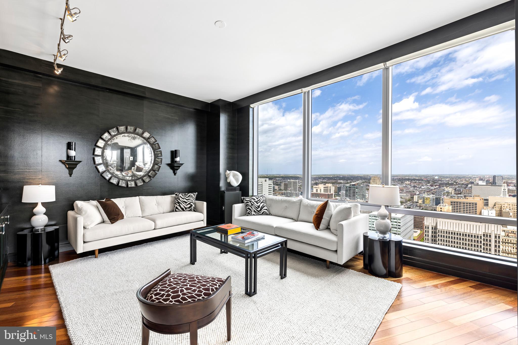 RITTENHOUSE SQUARE - Residential