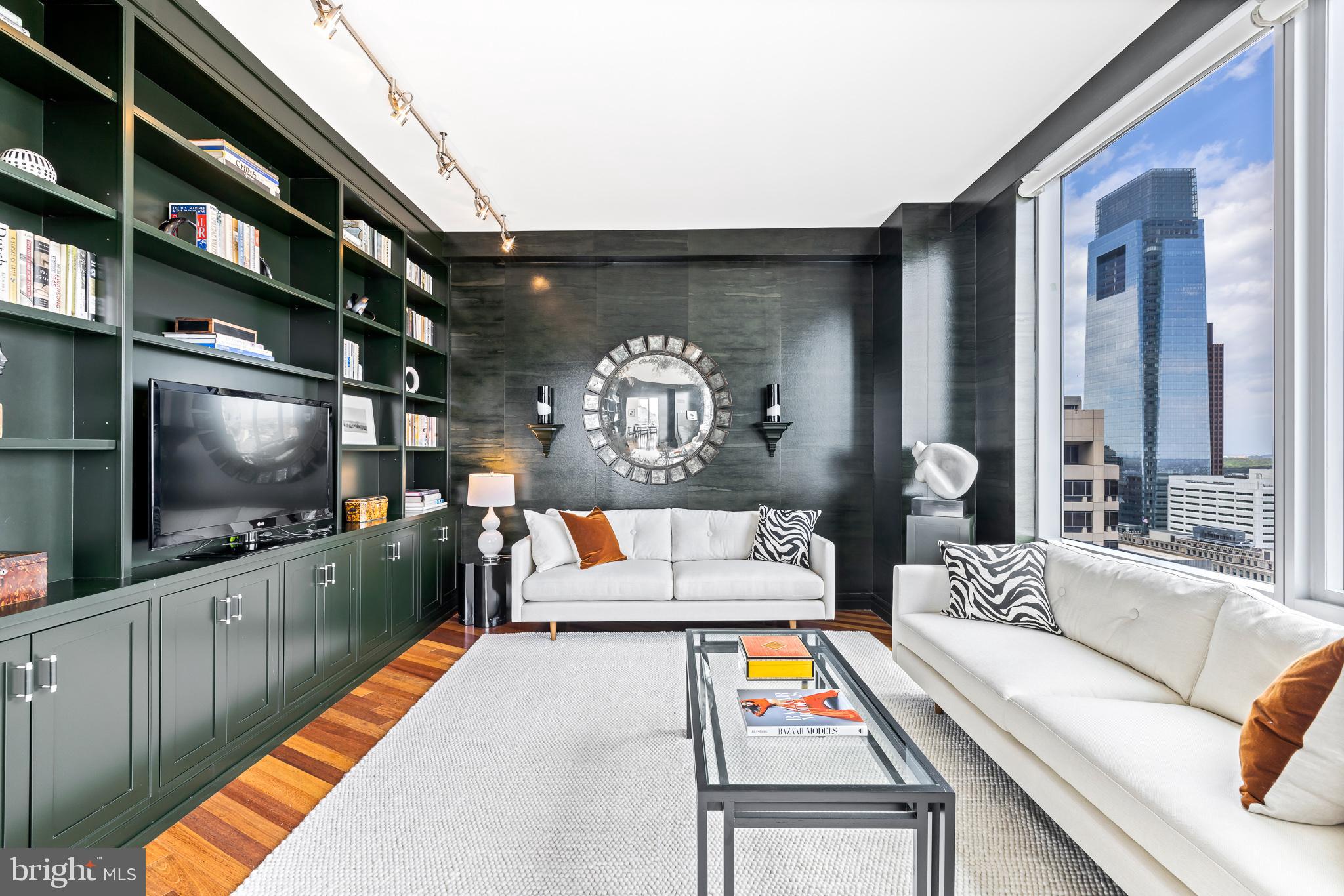 RITTENHOUSE SQUARE - Residential