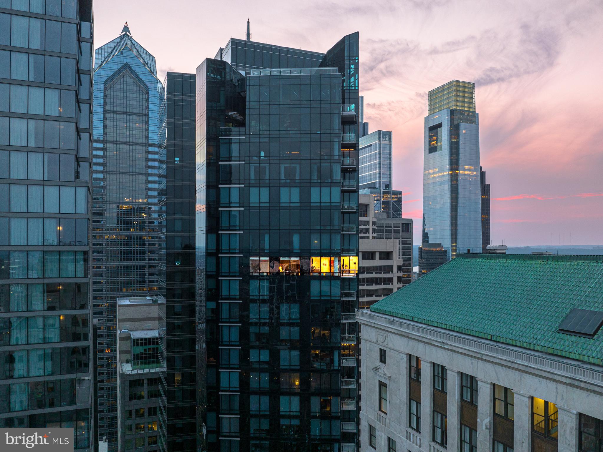RITTENHOUSE SQUARE - Residential