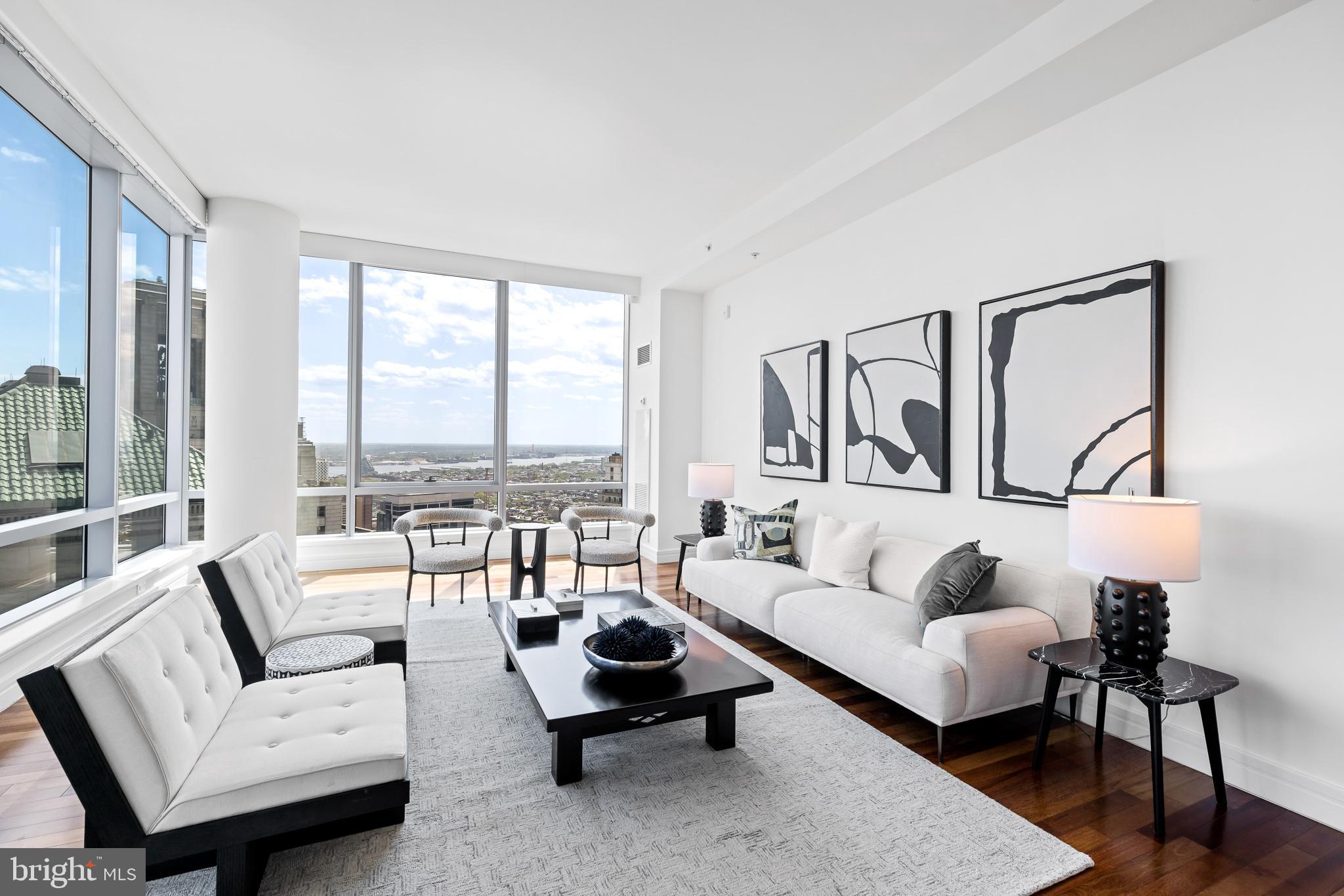 RITTENHOUSE SQUARE - Residential