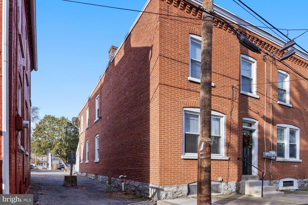 Photo of 614 Olive Street, LANCASTER, PA 17602 (MLS # PALA2061568)