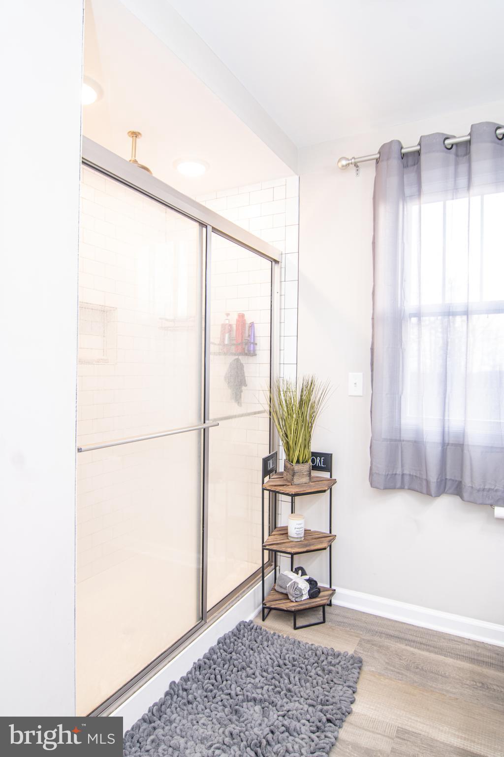 CHESTNUT HILL ESTATES - Residential