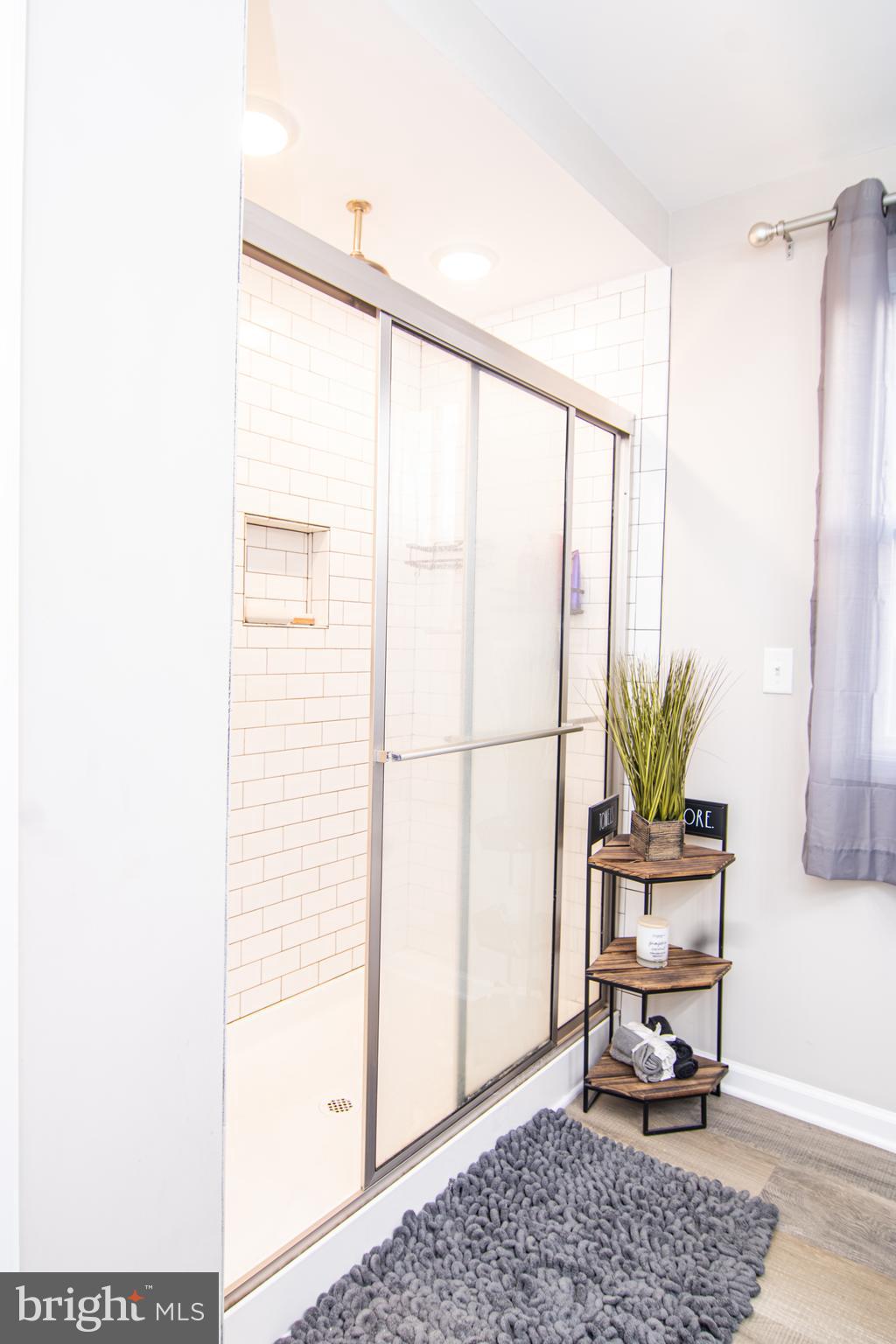 CHESTNUT HILL ESTATES - Residential