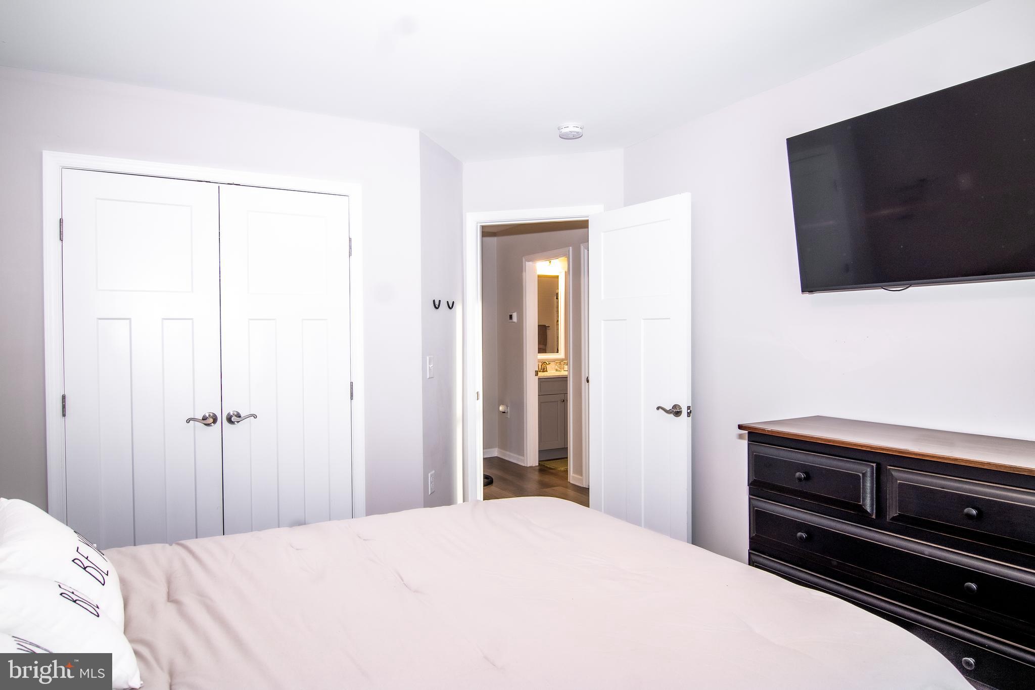 CHESTNUT HILL ESTATES - Residential