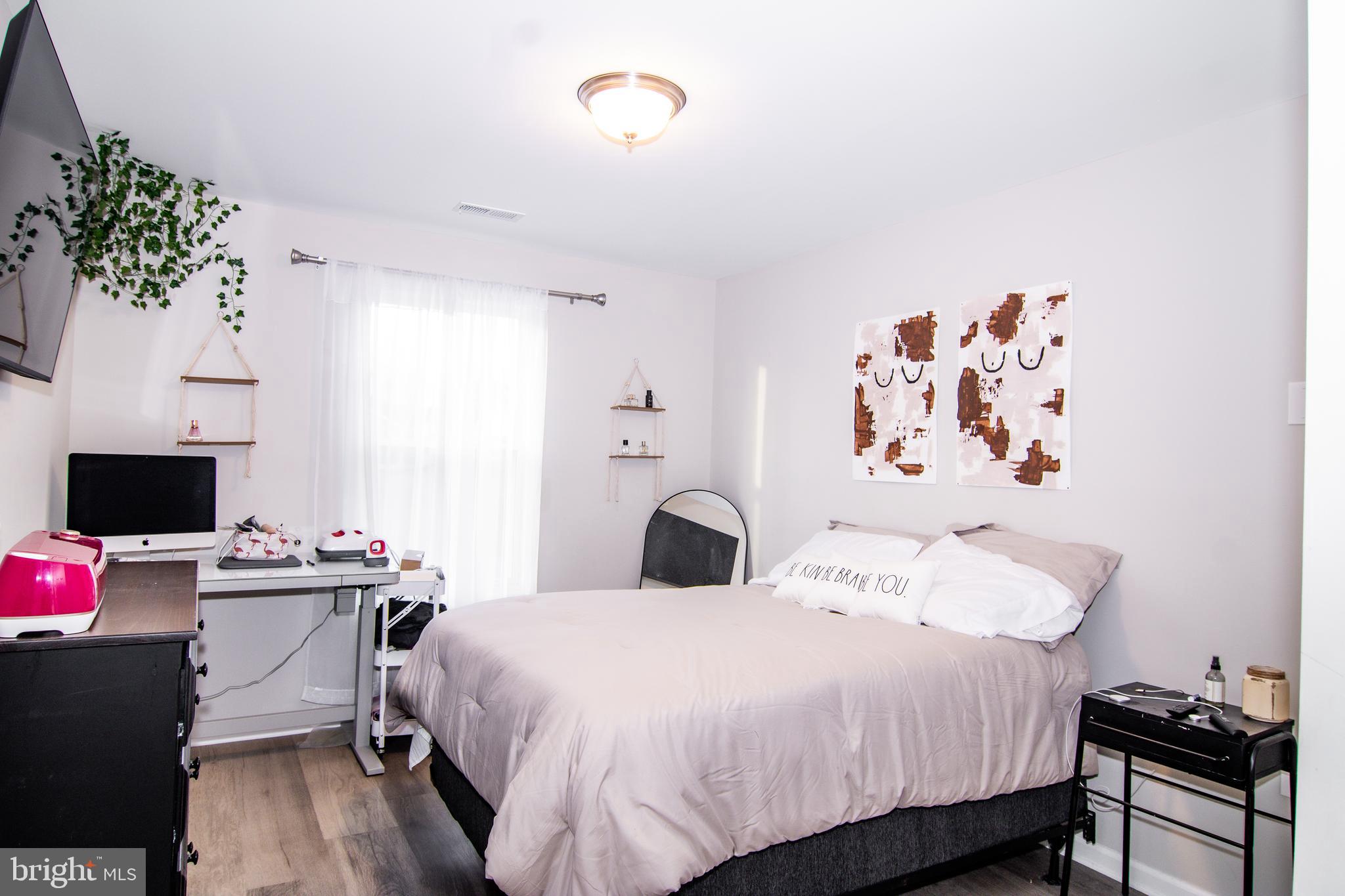 CHESTNUT HILL ESTATES - Residential