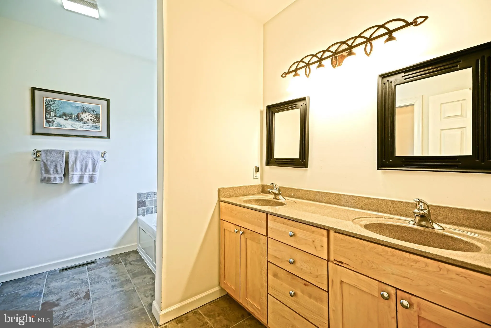 Lewes, Delaware 19958, United States, 5 Bedrooms Bedrooms, ,3 BathroomsBathrooms,Residential,Active,89854