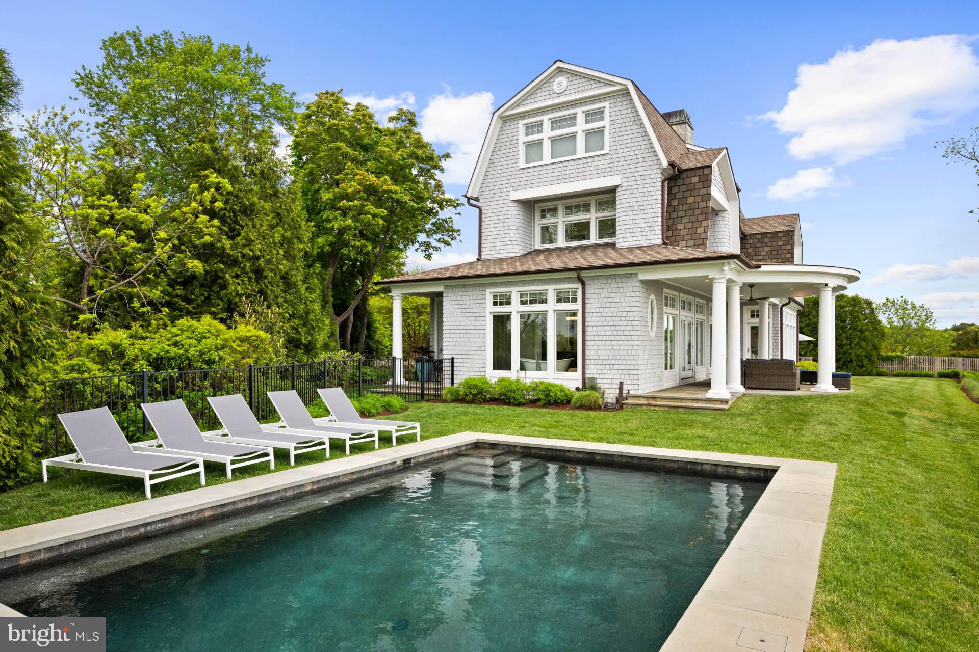 WILD ROSE SHORES - Residential