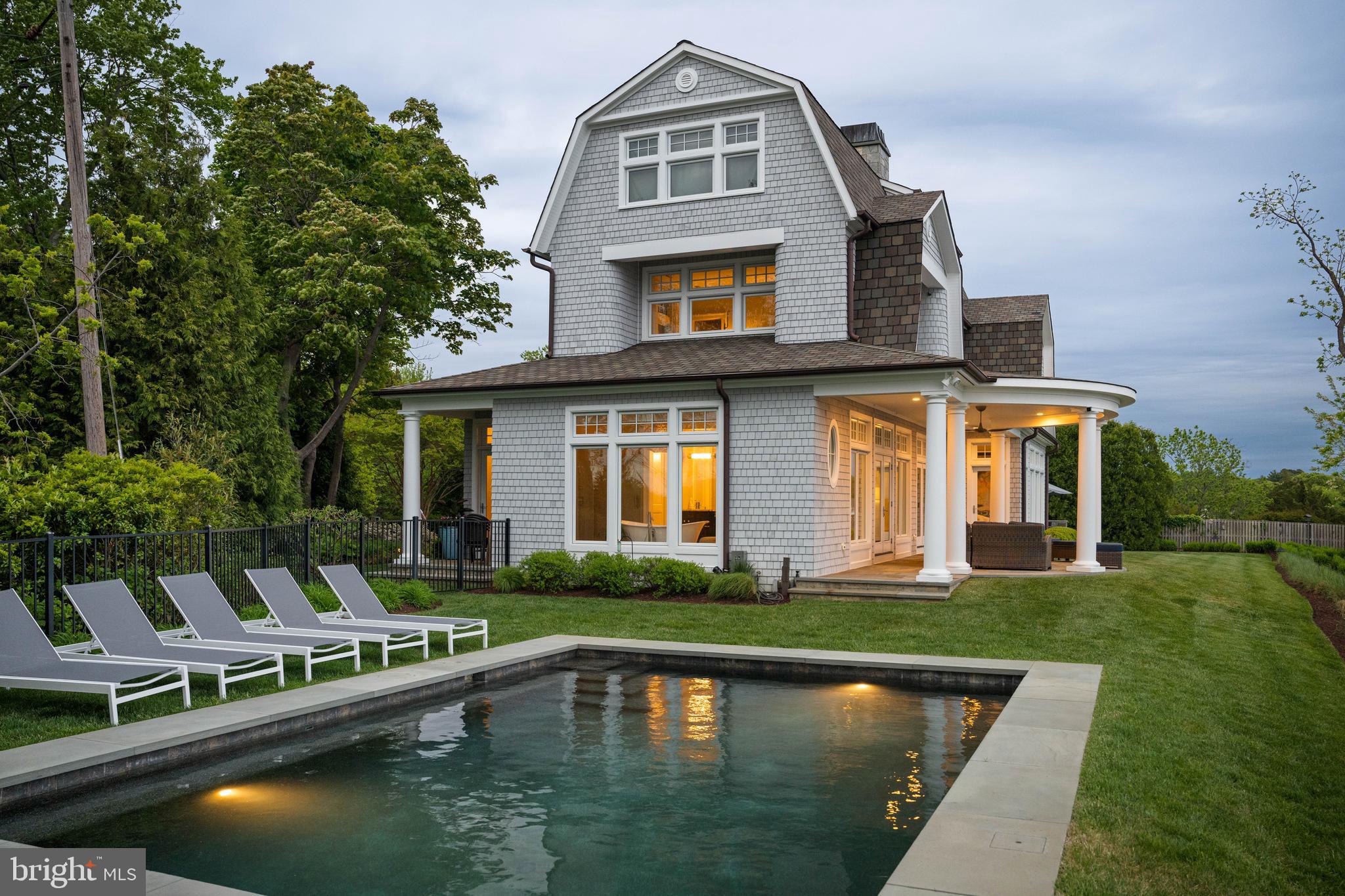 WILD ROSE SHORES - Residential