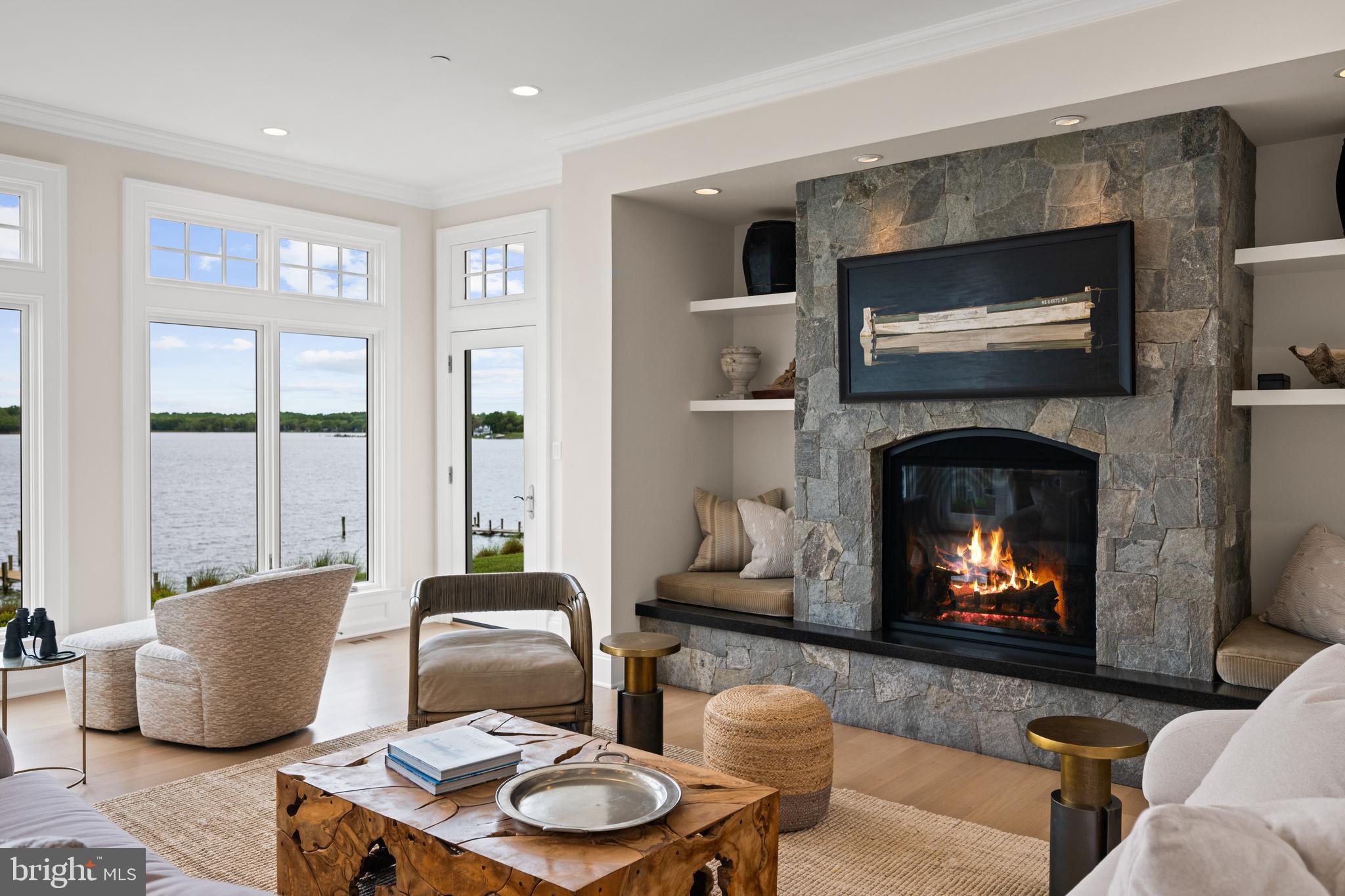WILD ROSE SHORES - Residential