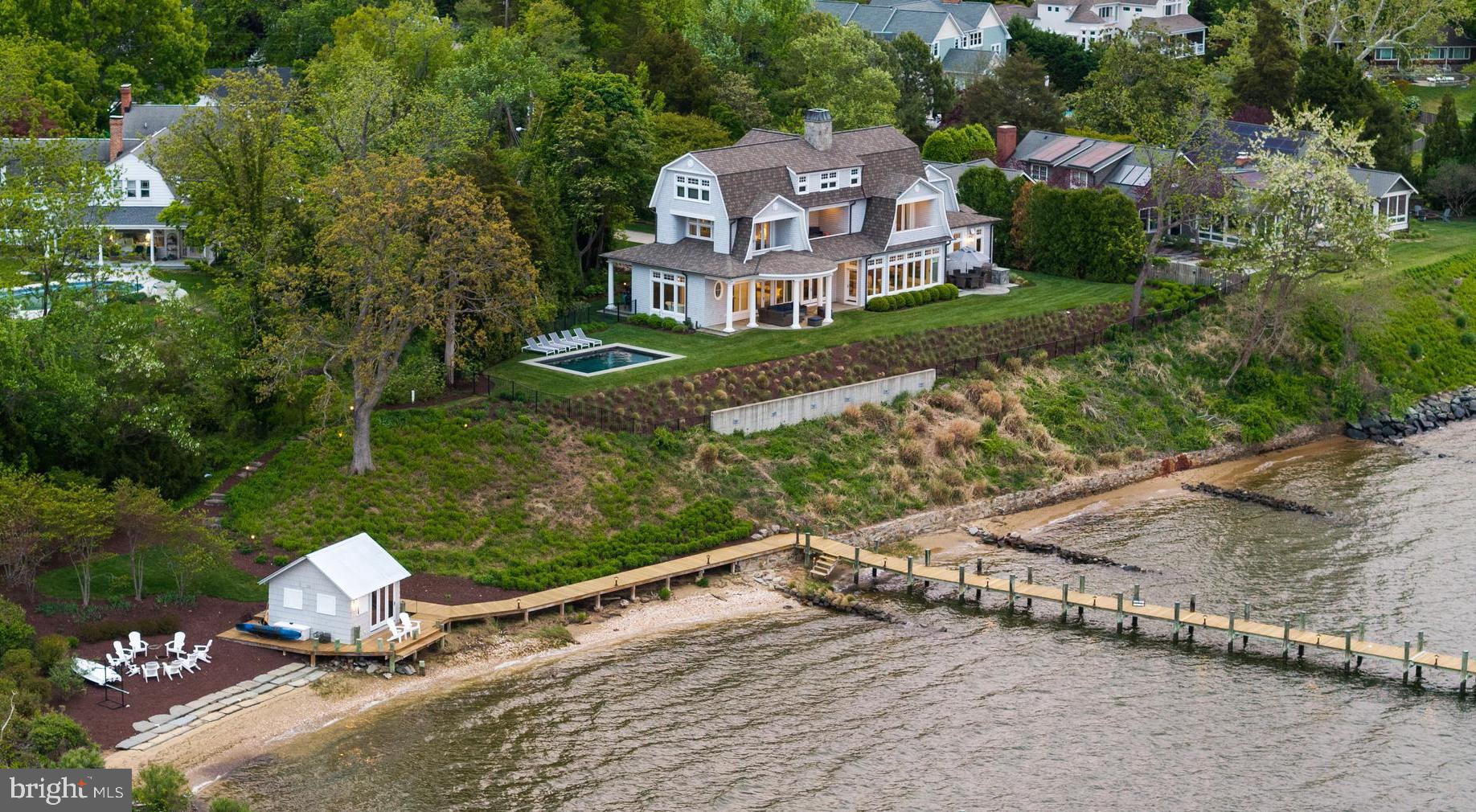 WILD ROSE SHORES - Residential