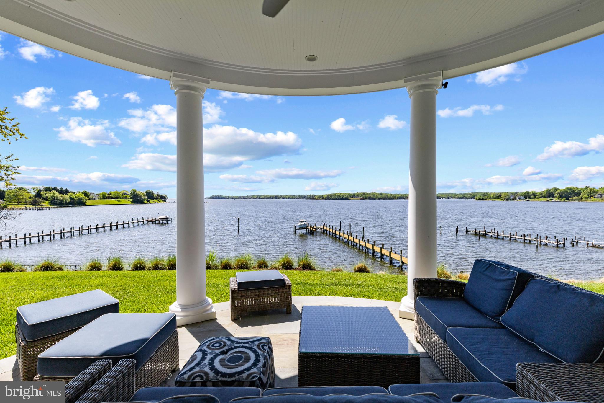 WILD ROSE SHORES - Residential