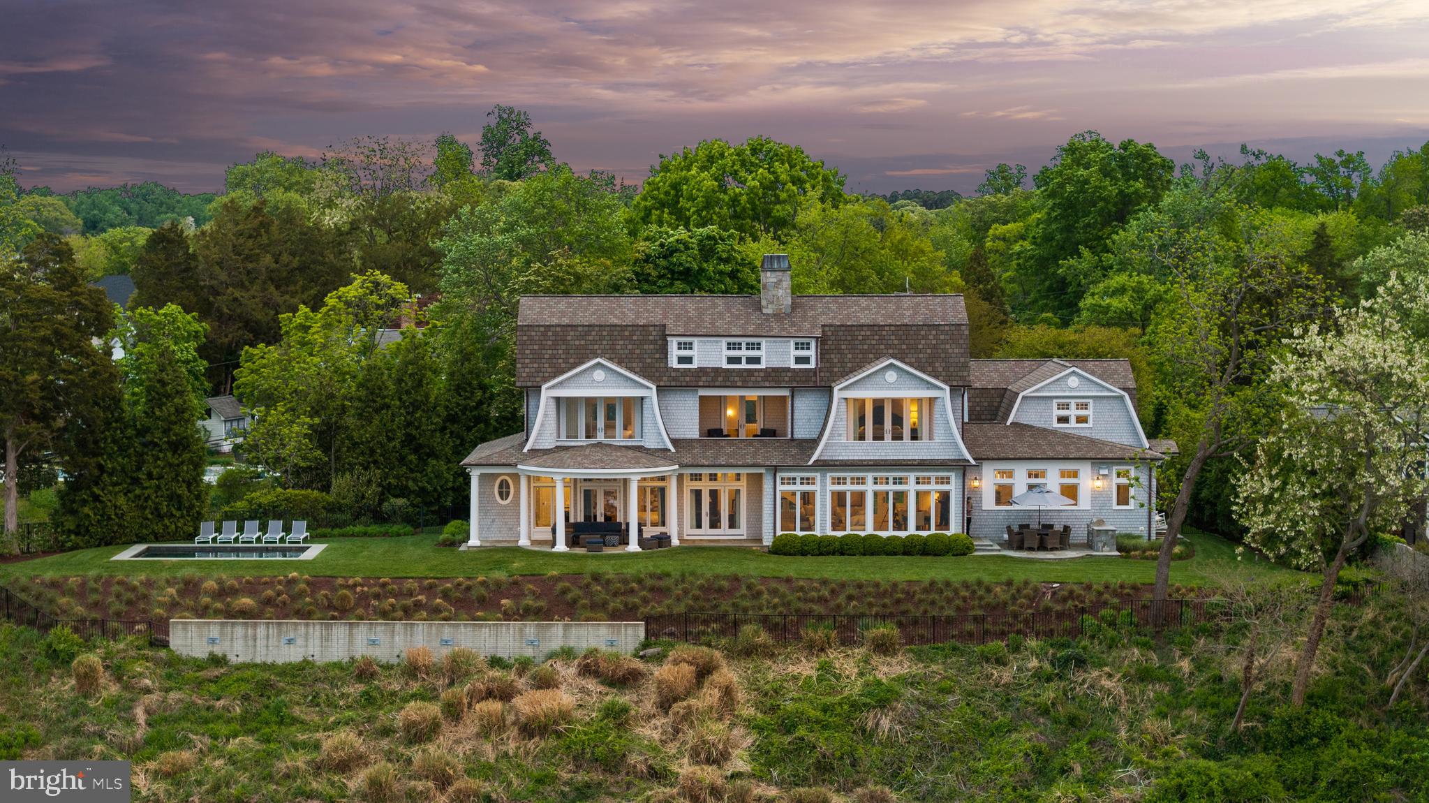 WILD ROSE SHORES - Residential