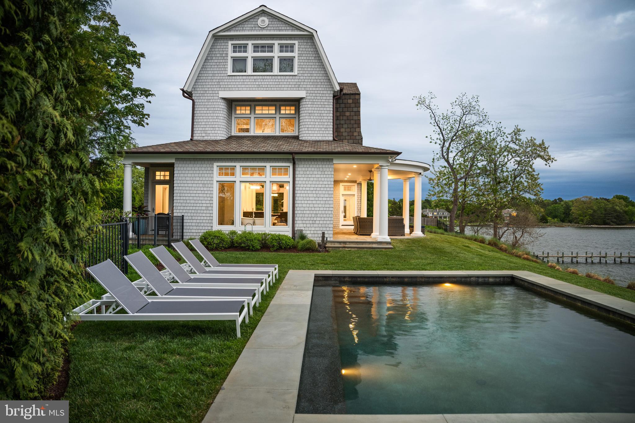 WILD ROSE SHORES - Residential