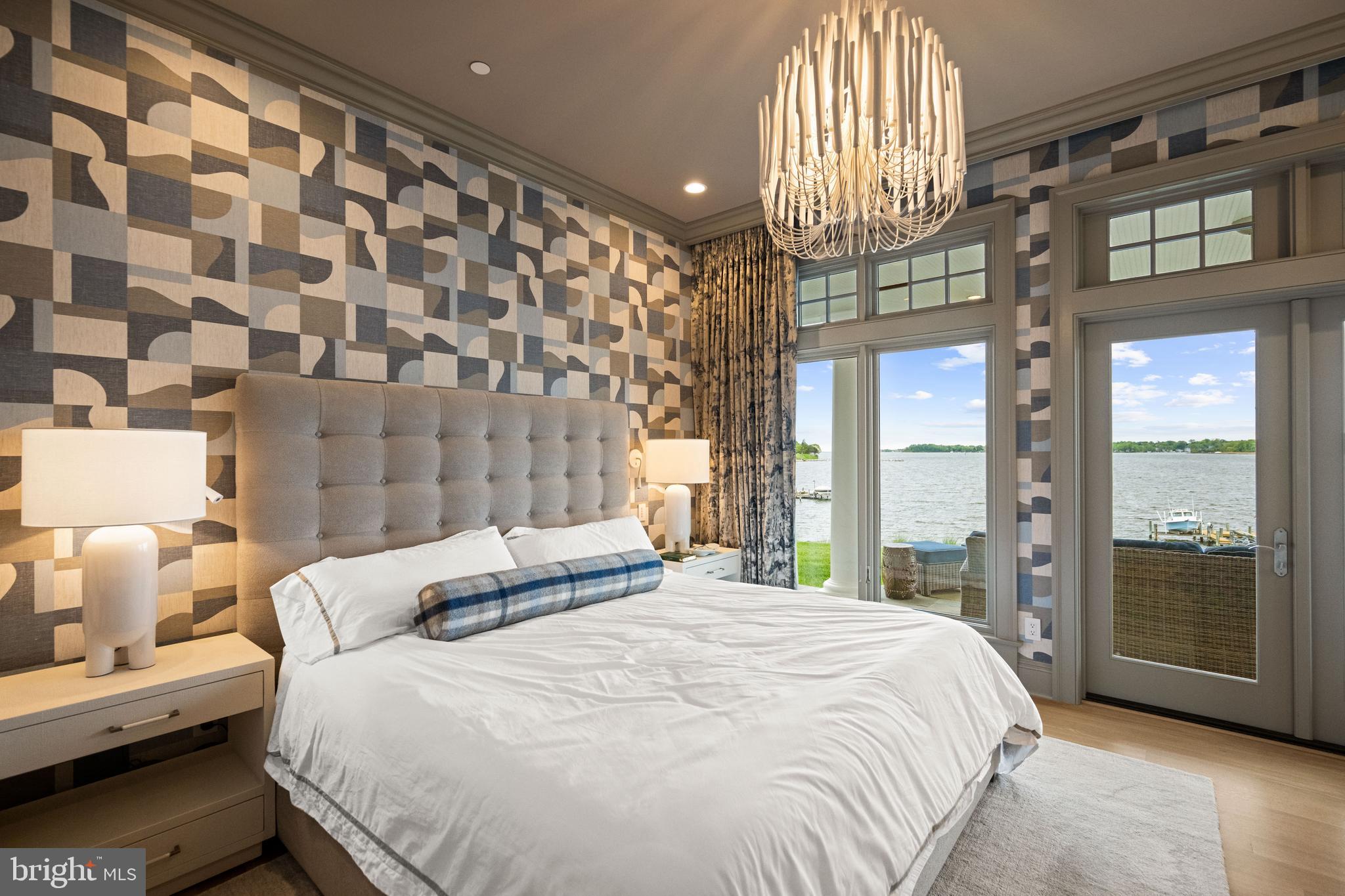 WILD ROSE SHORES - Residential