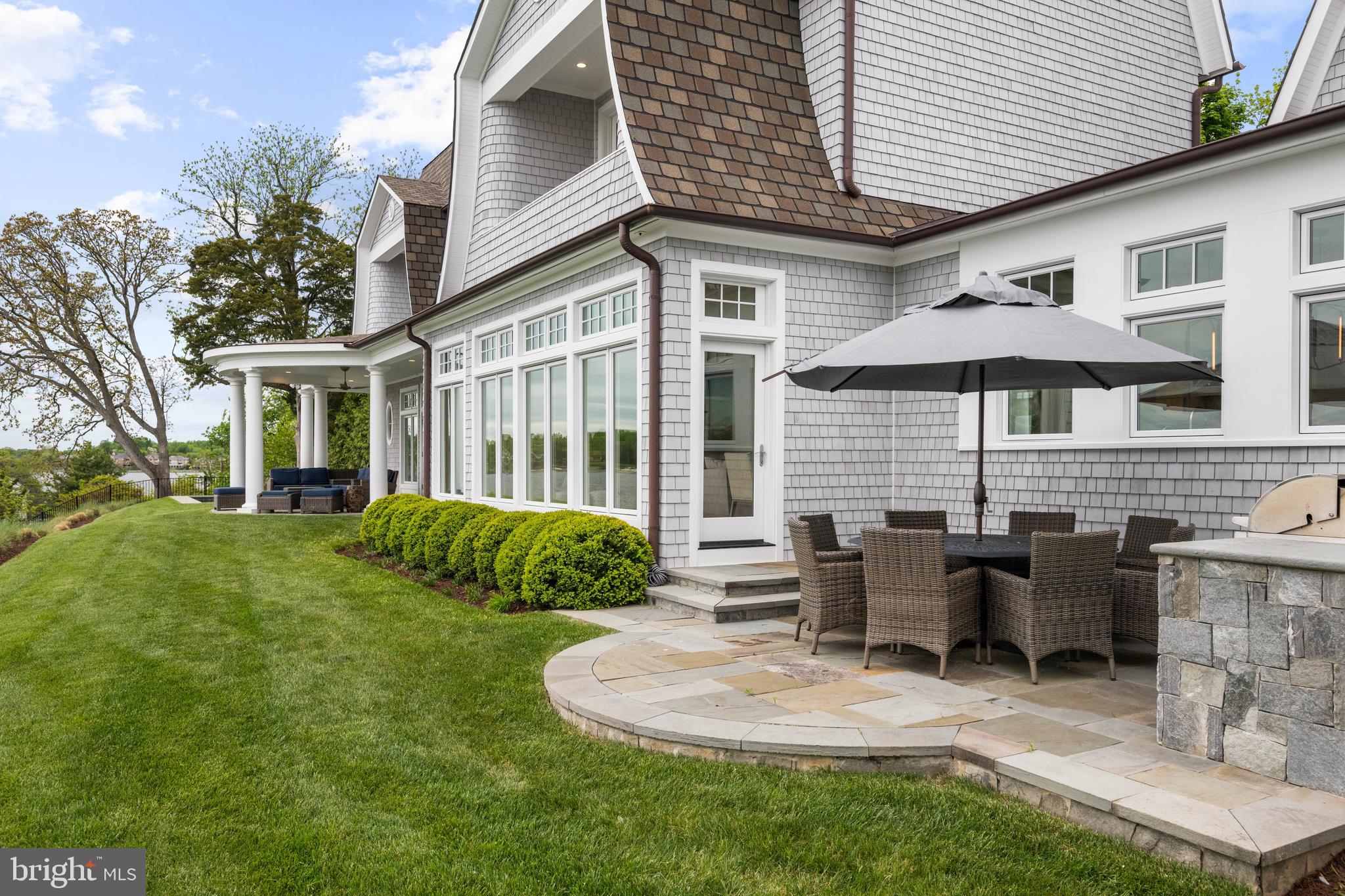 WILD ROSE SHORES - Residential