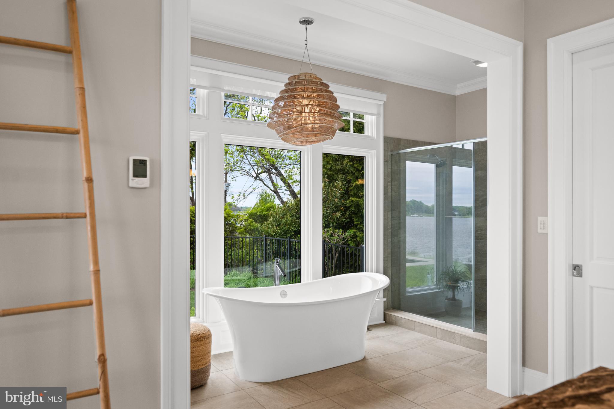 WILD ROSE SHORES - Residential
