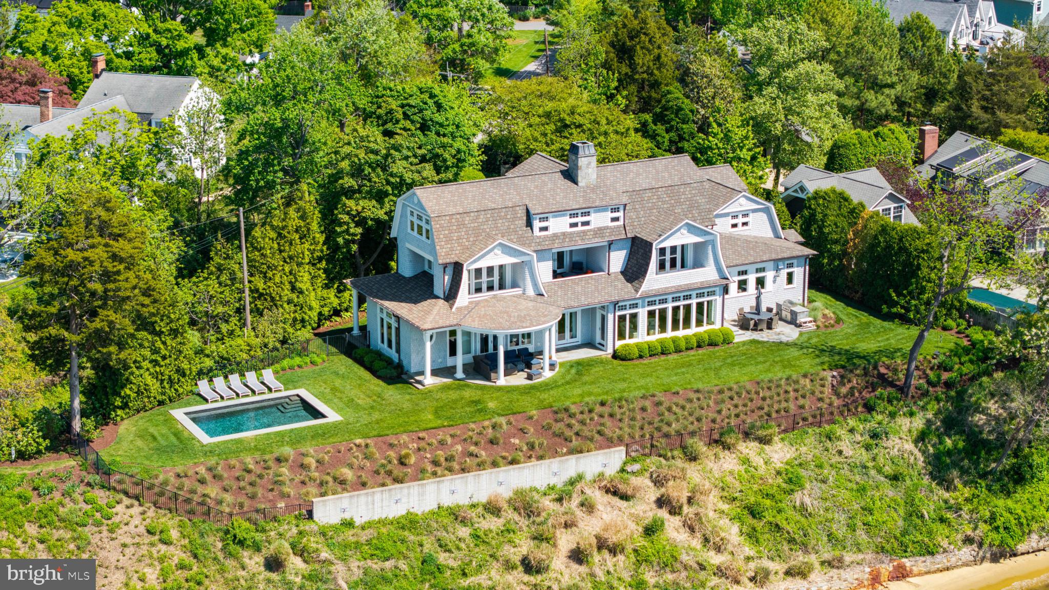 WILD ROSE SHORES - Residential