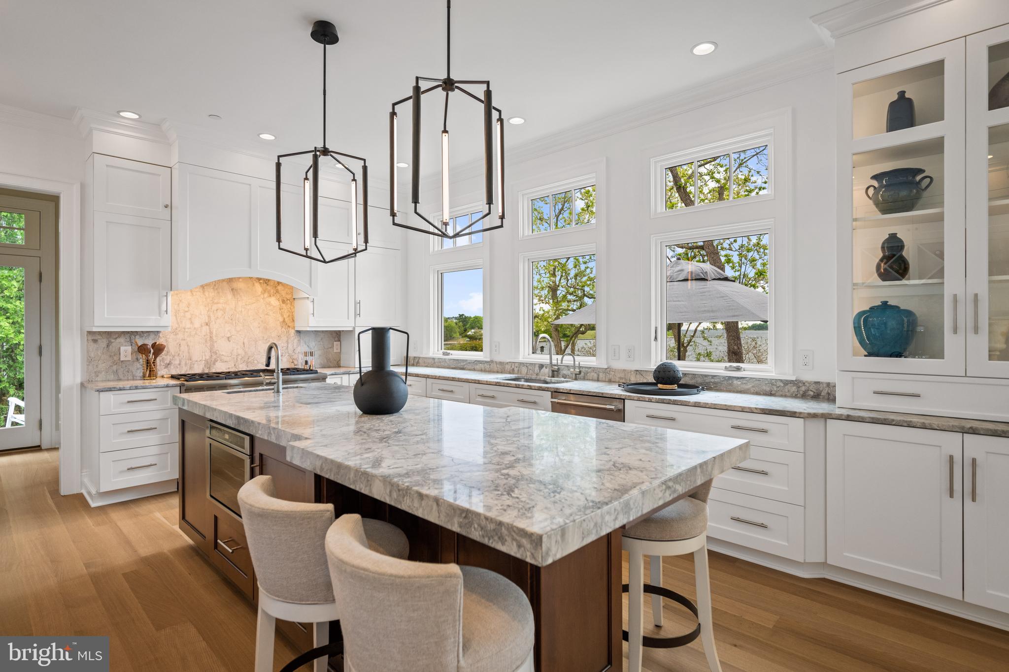 WILD ROSE SHORES - Residential