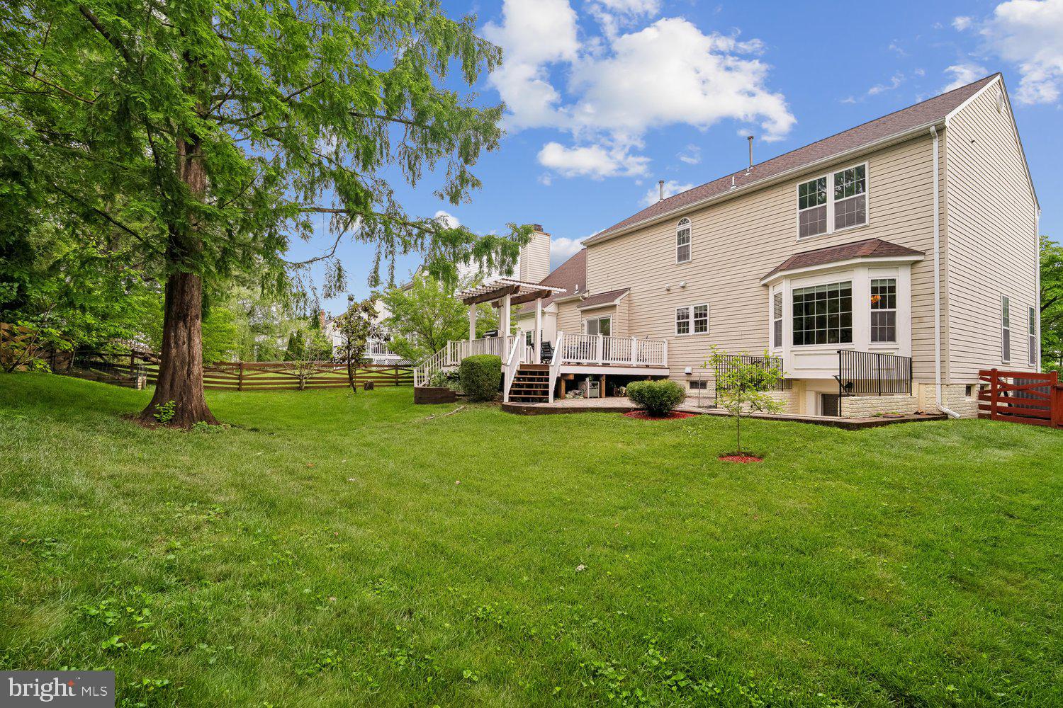 SENECA CROSSING - Residential