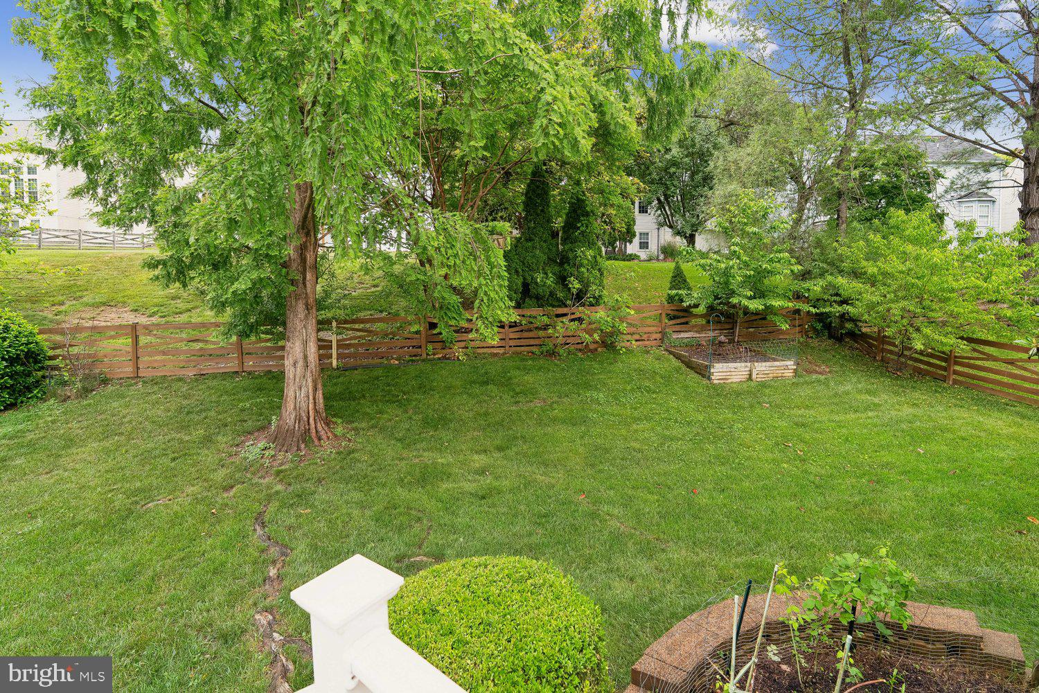 SENECA CROSSING - Residential