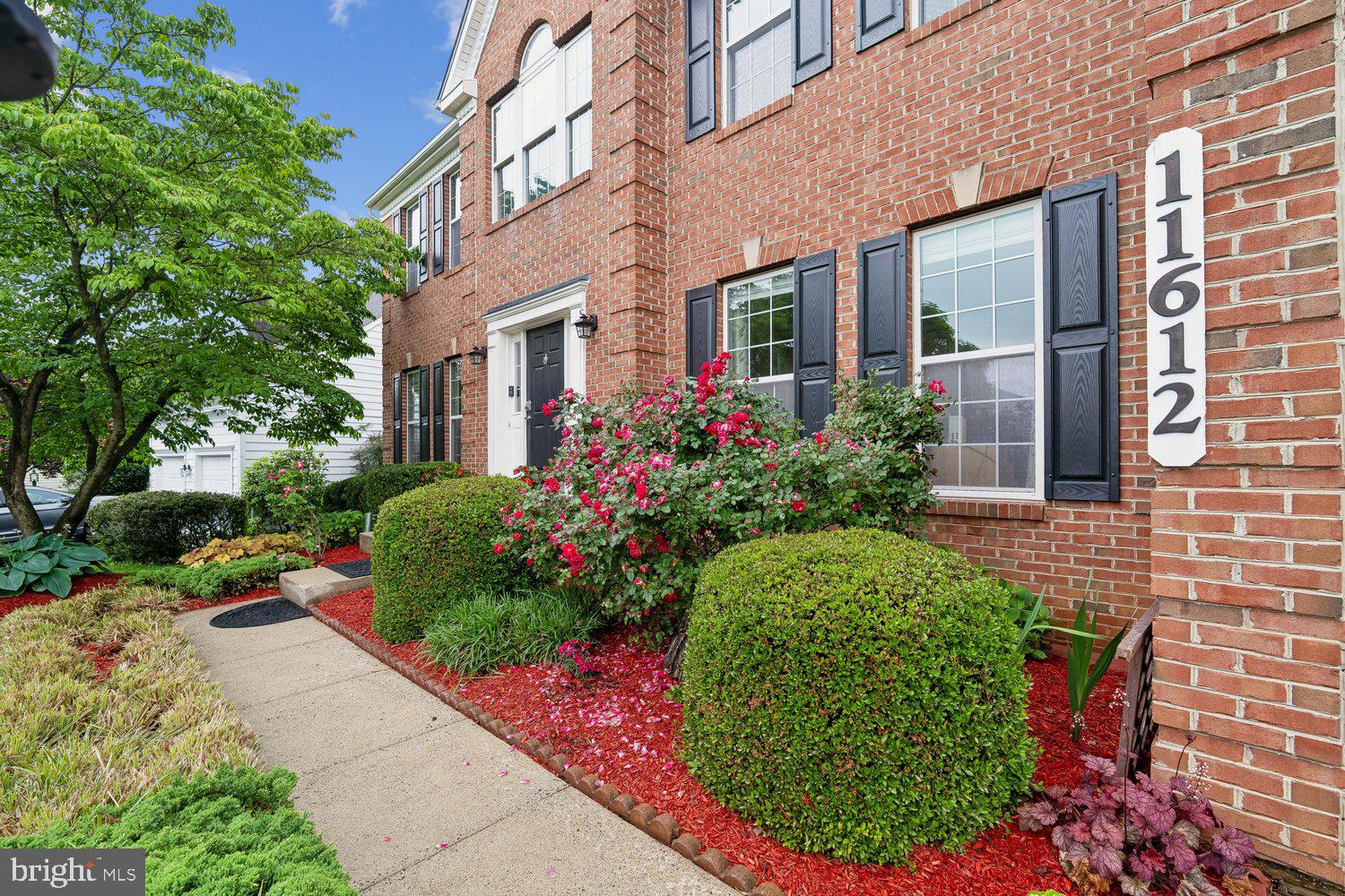 SENECA CROSSING - Residential