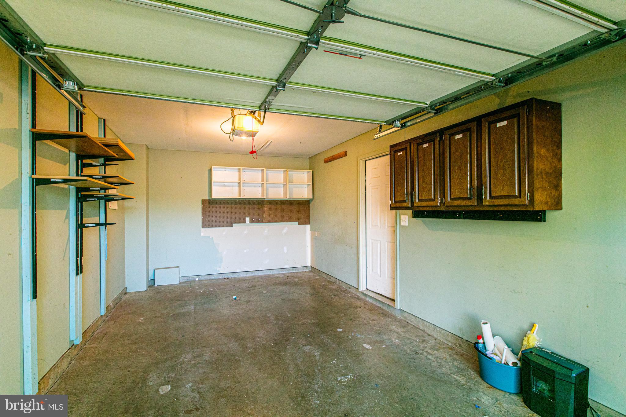 PEMBROOKE - Residential