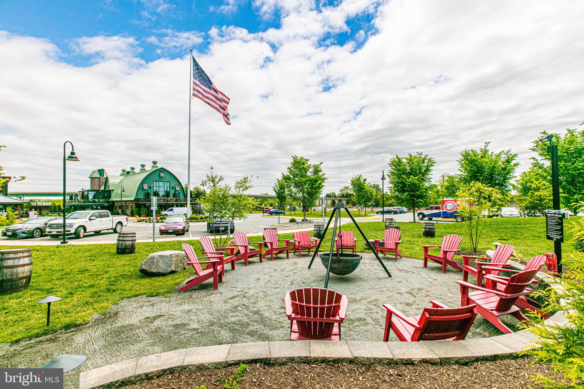 PEMBROOKE - Residential