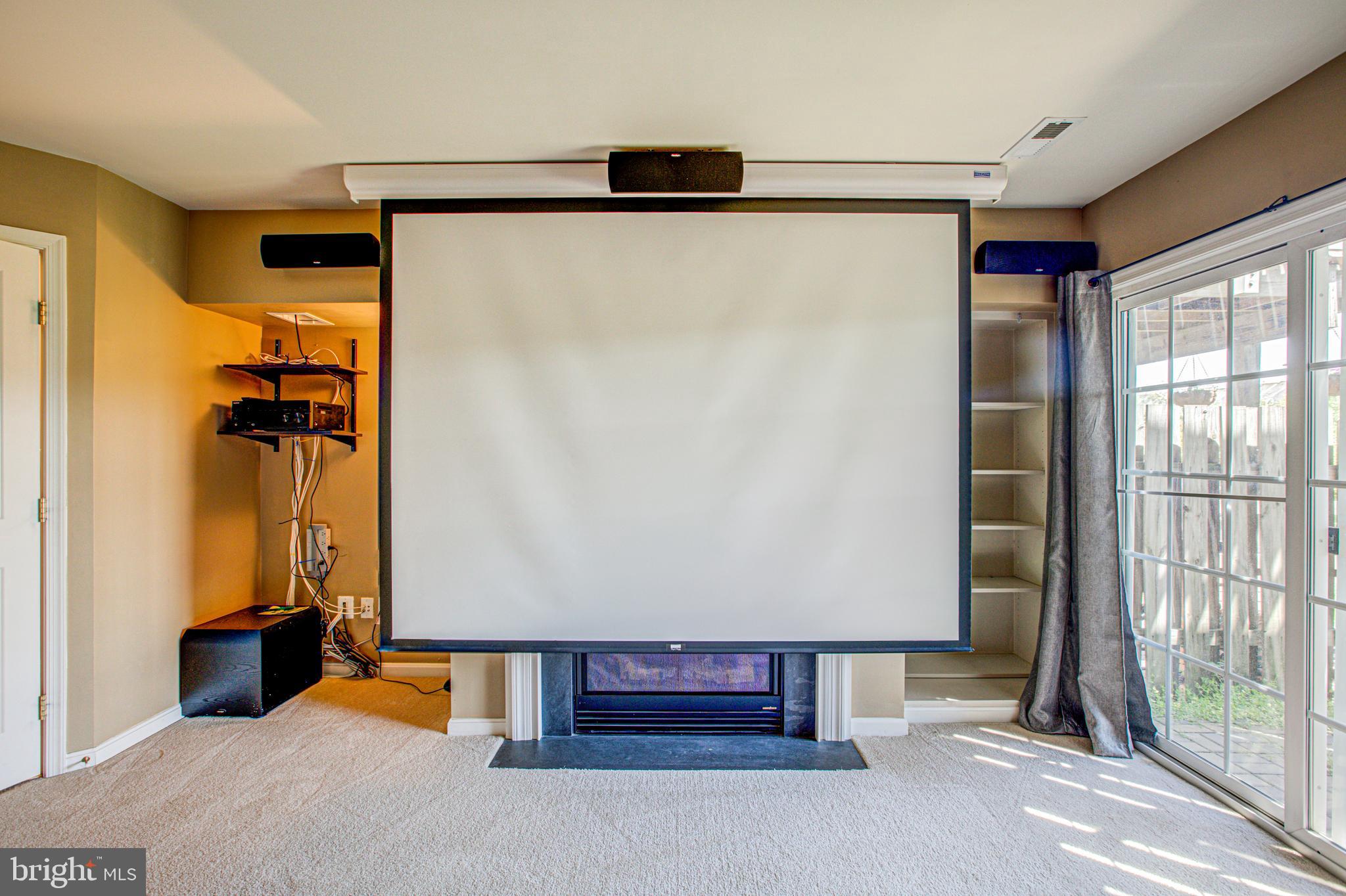 PEMBROOKE - Residential