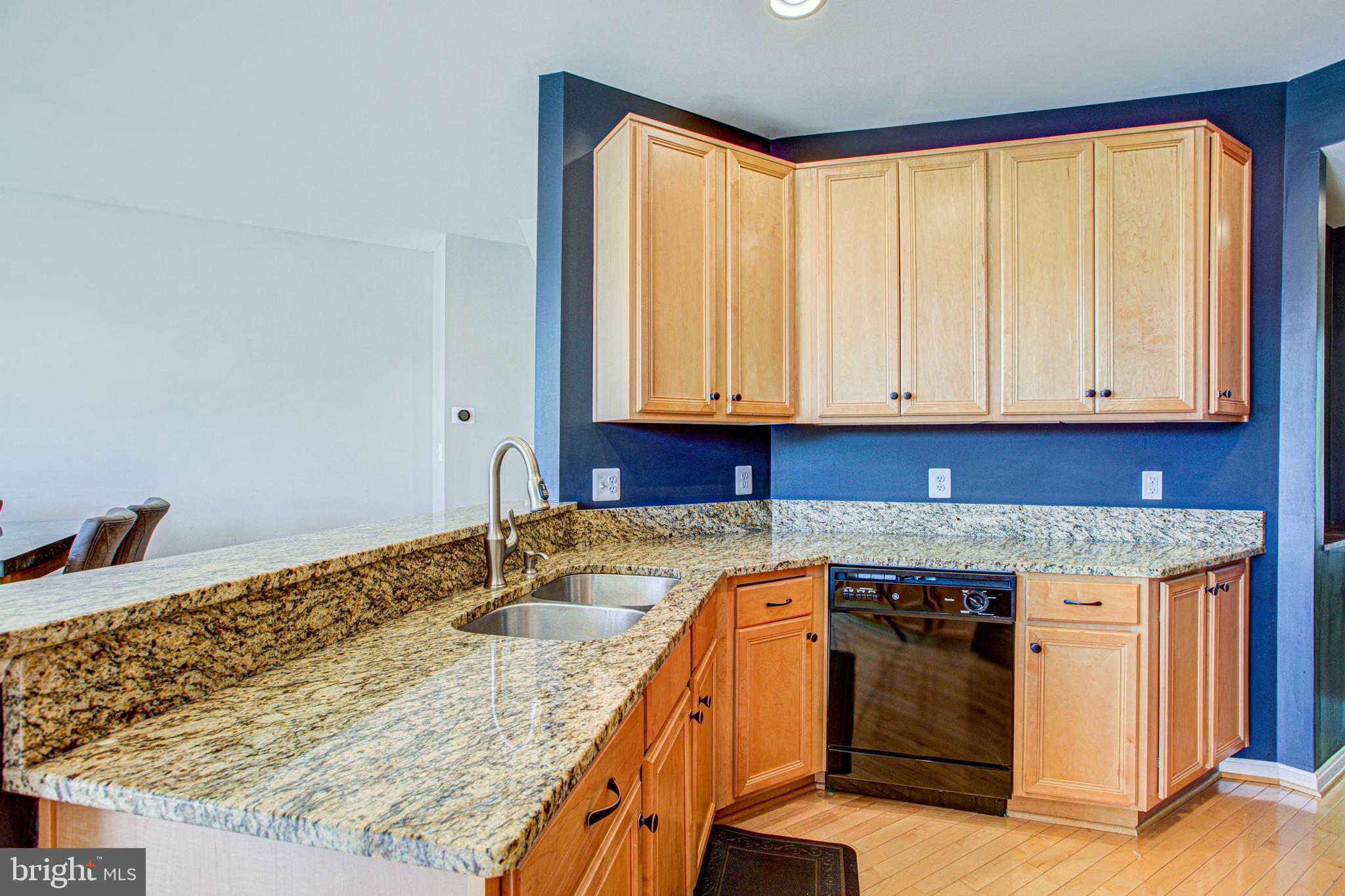 PEMBROOKE - Residential