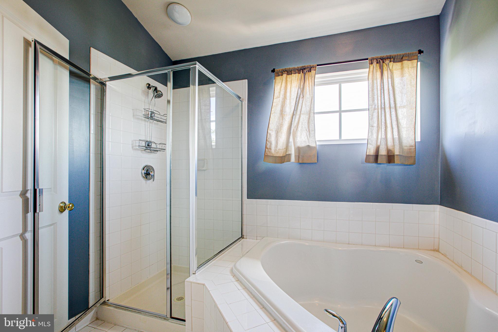 PEMBROOKE - Residential