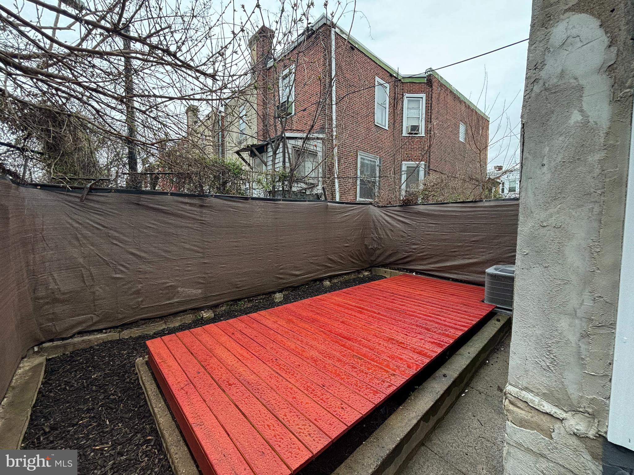 COBBS CREEK - Residential