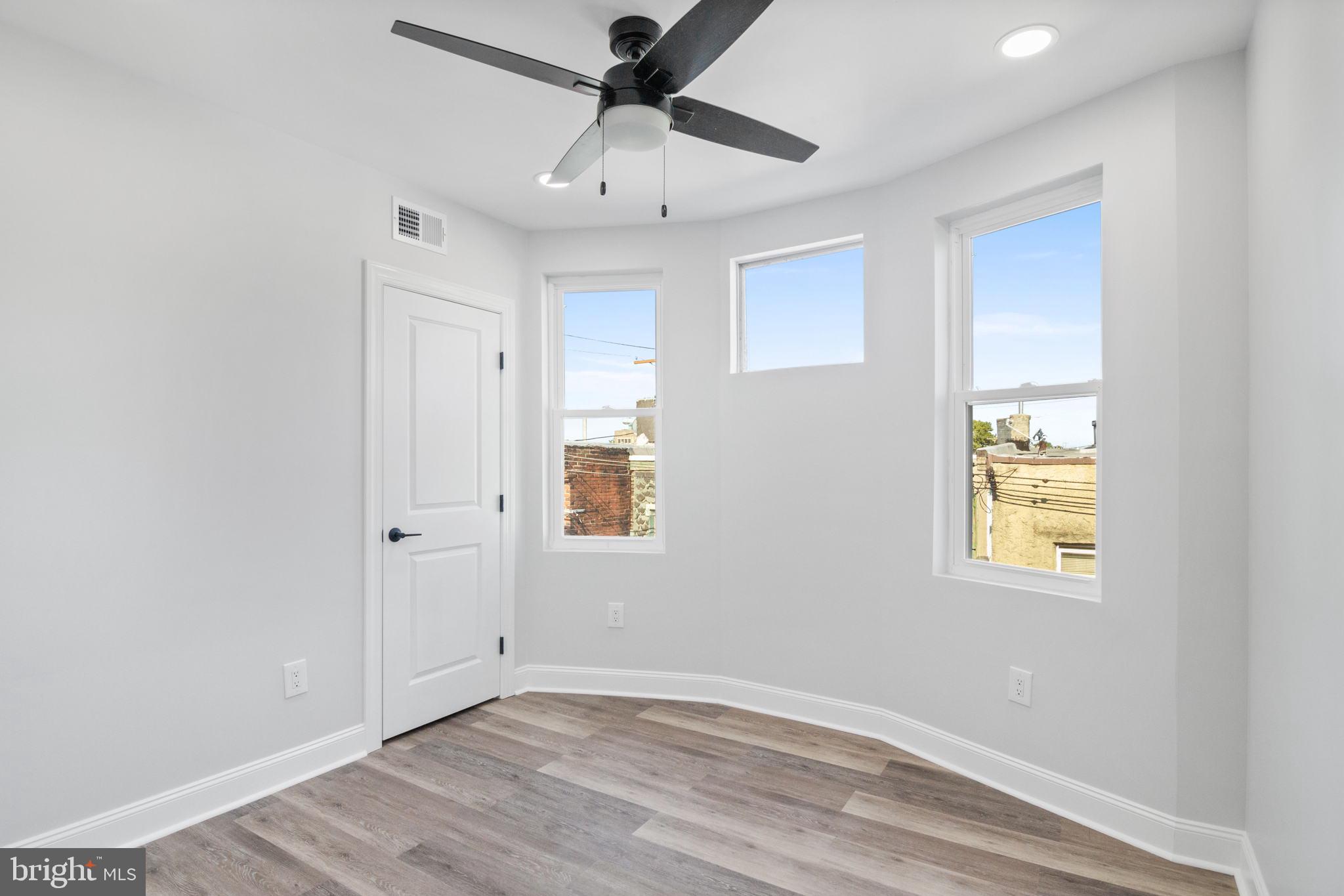 COBBS CREEK - Residential