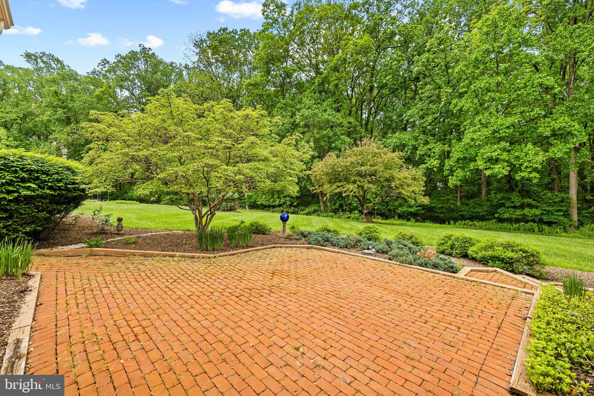 MILLGATE - Residential