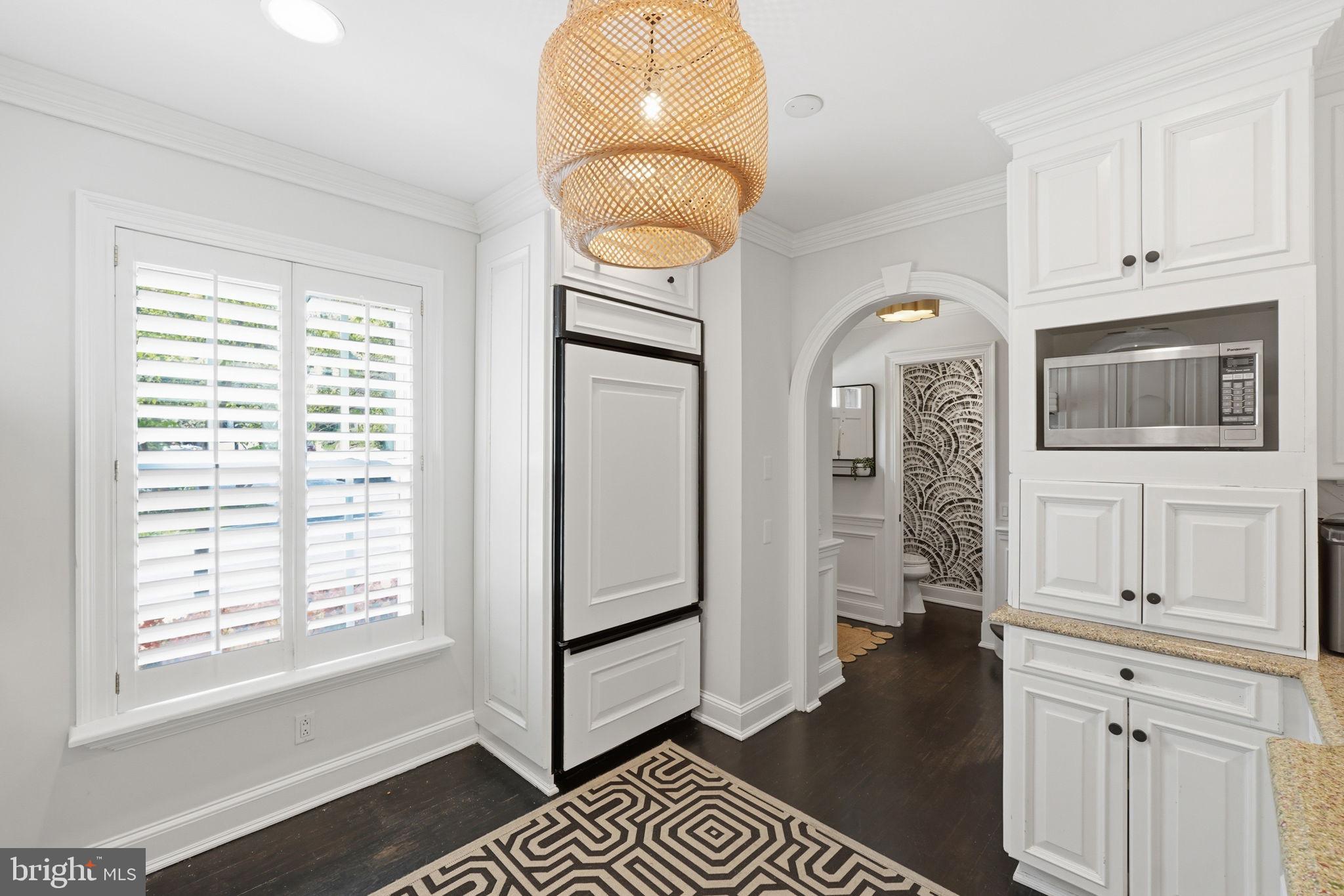 HAMLET PLACE - Residential