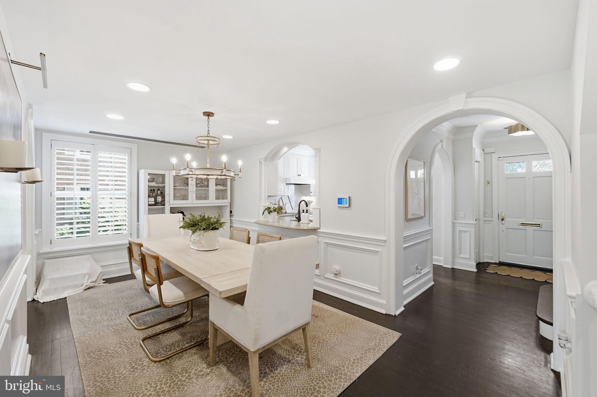 HAMLET PLACE - Residential