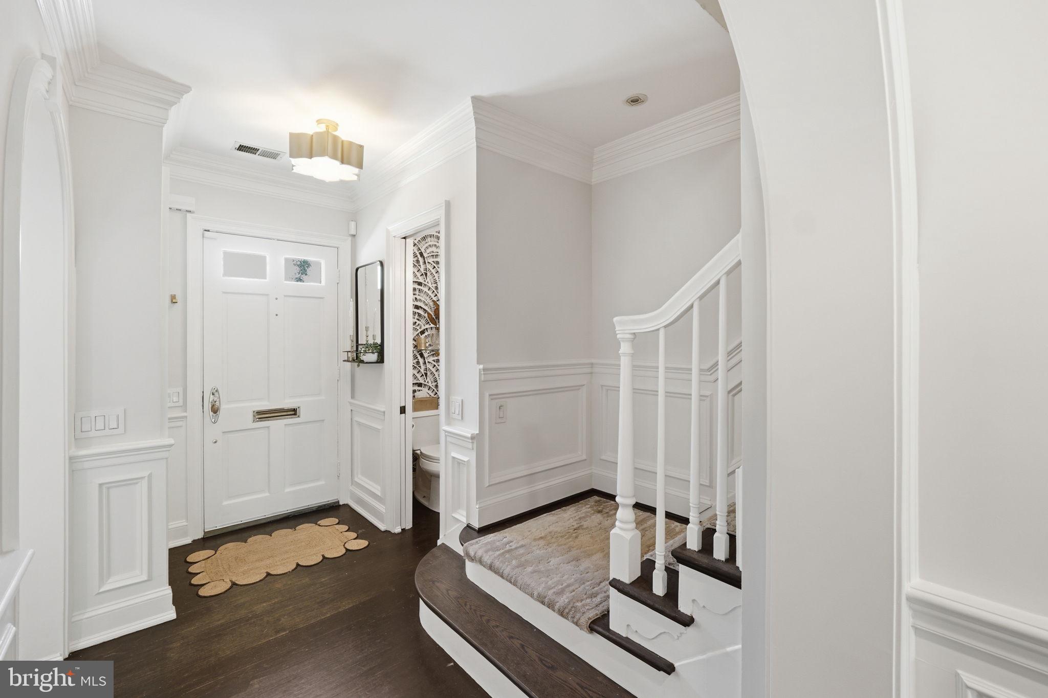 HAMLET PLACE - Residential