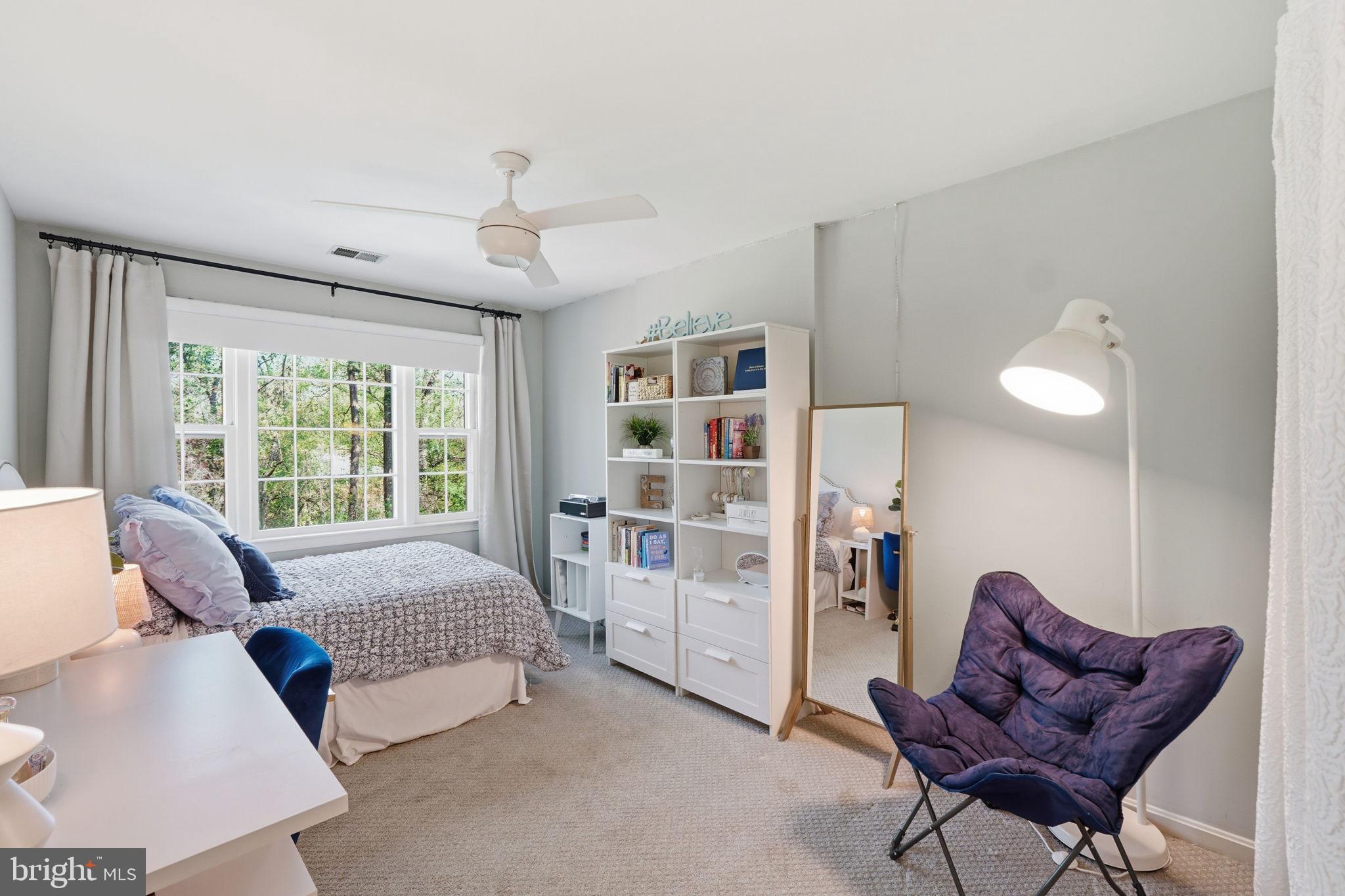 HAMLET PLACE - Residential