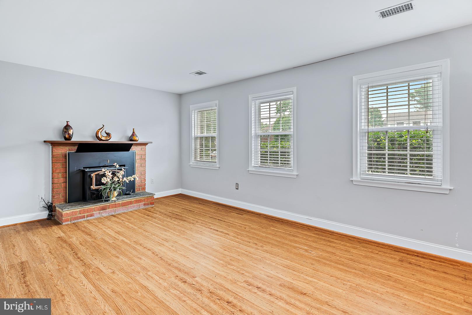 WESTLEIGH - Residential