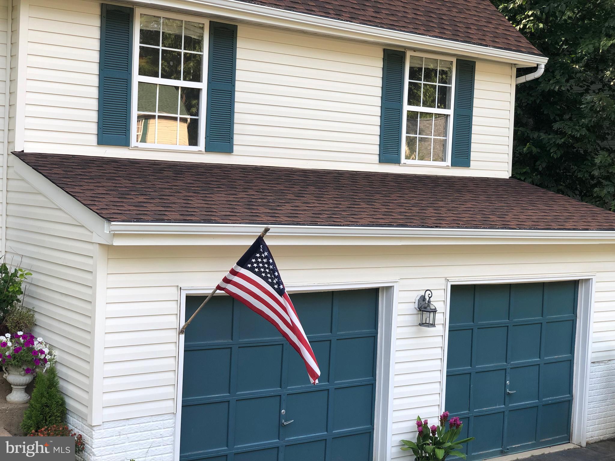 HICKORY RIDGE - Residential