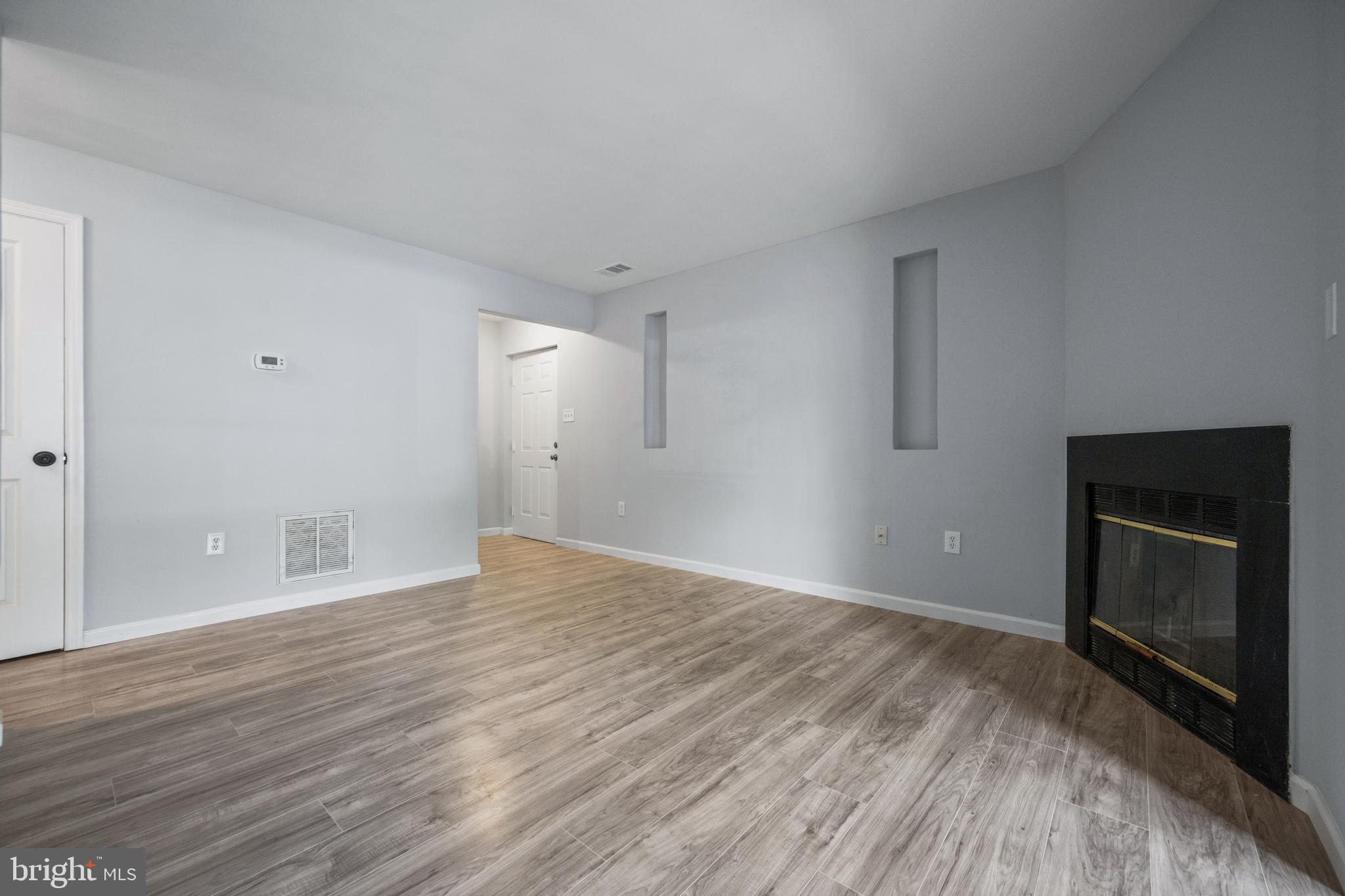 TOWN CENTER - Residential