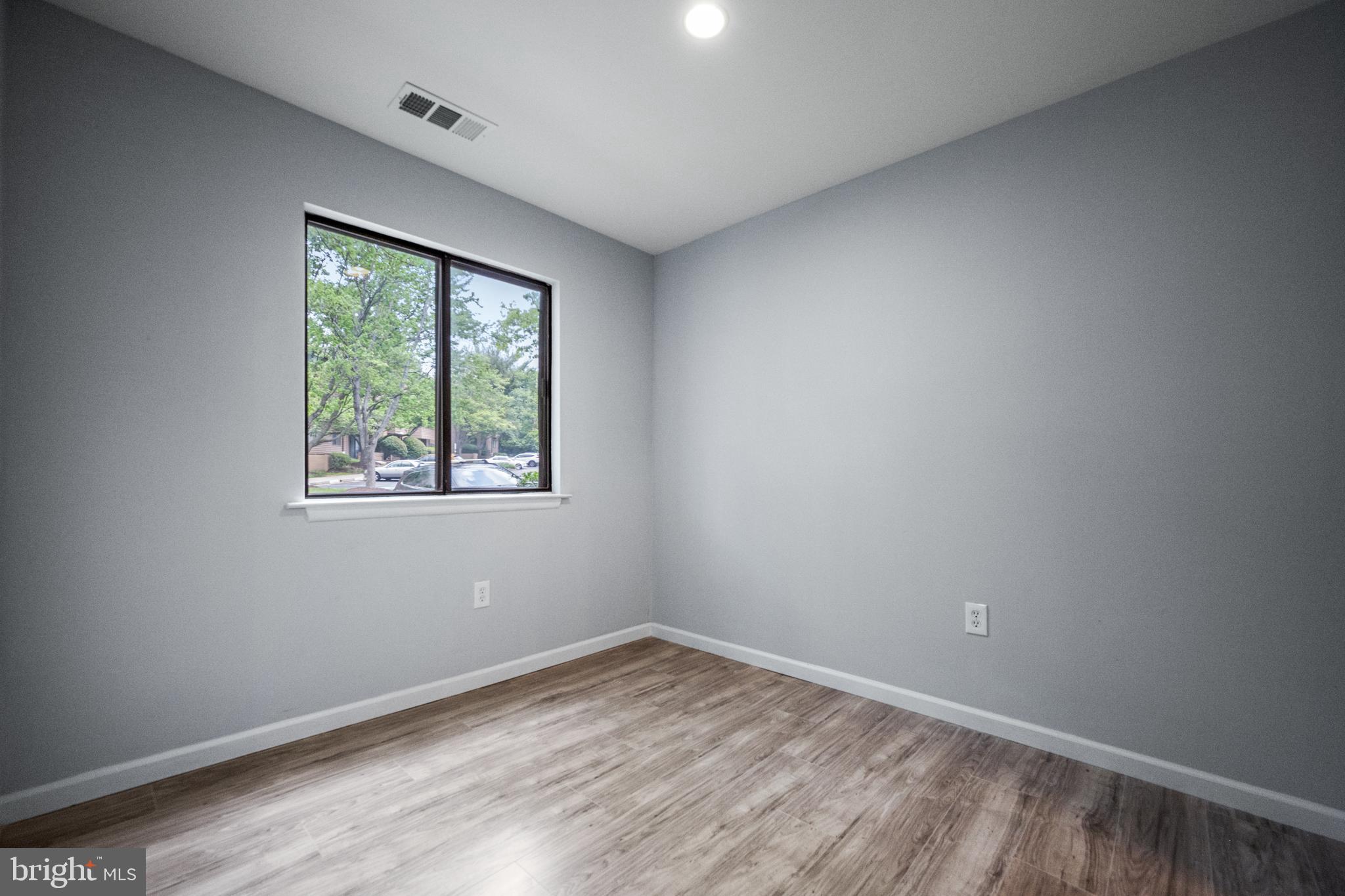 TOWN CENTER - Residential