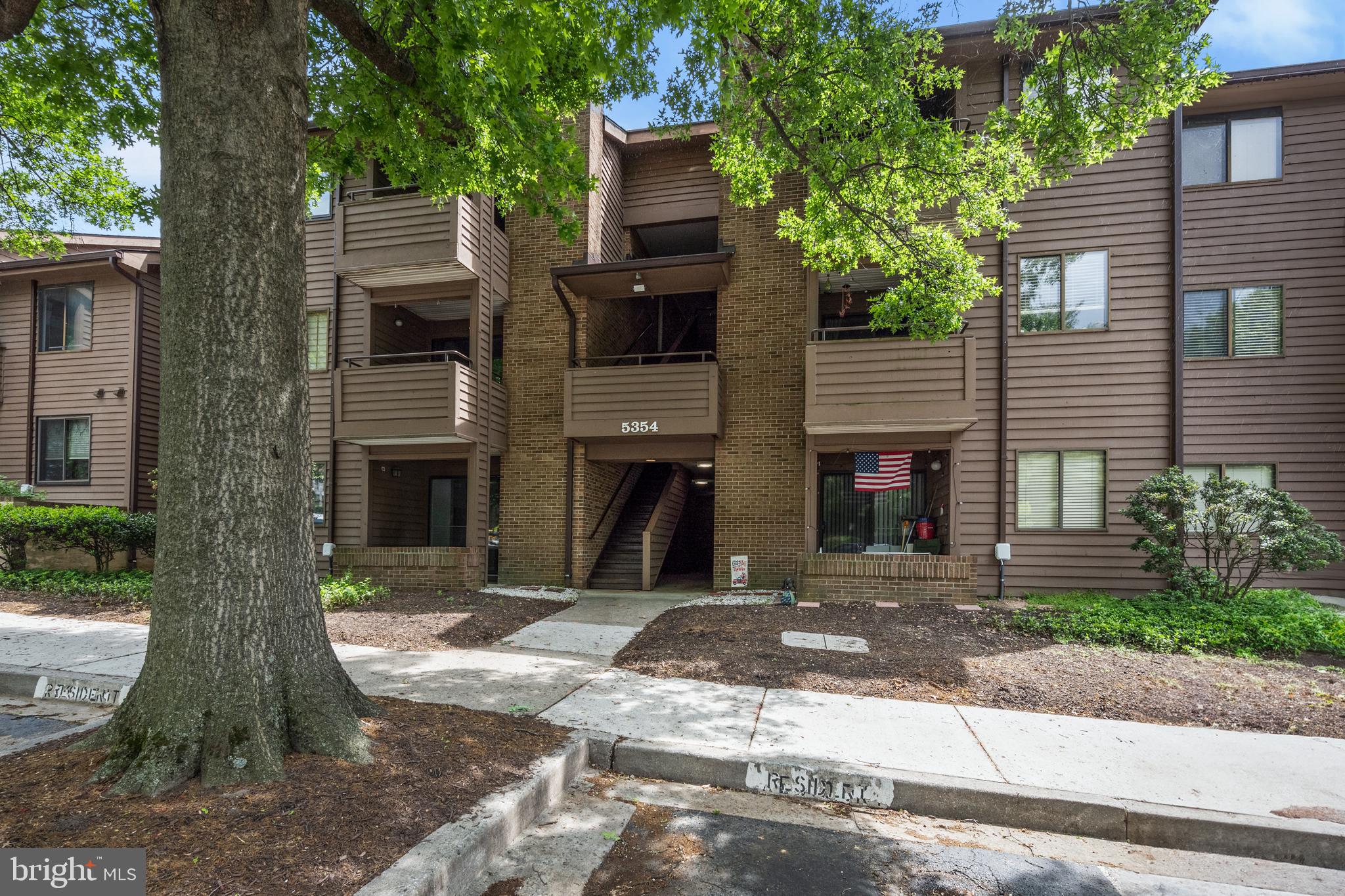 TOWN CENTER - Residential