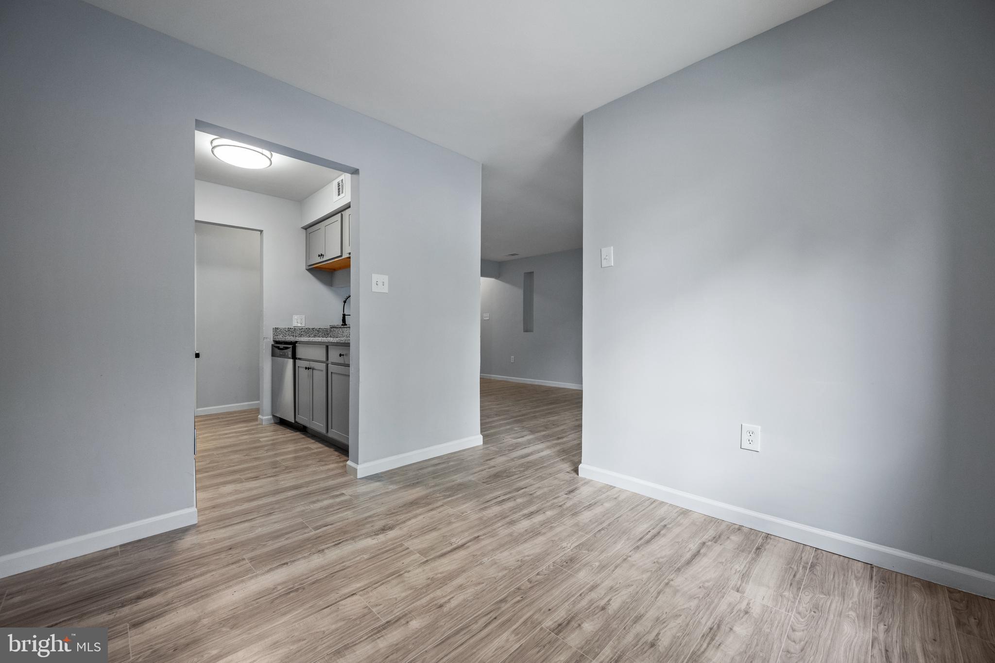 TOWN CENTER - Residential