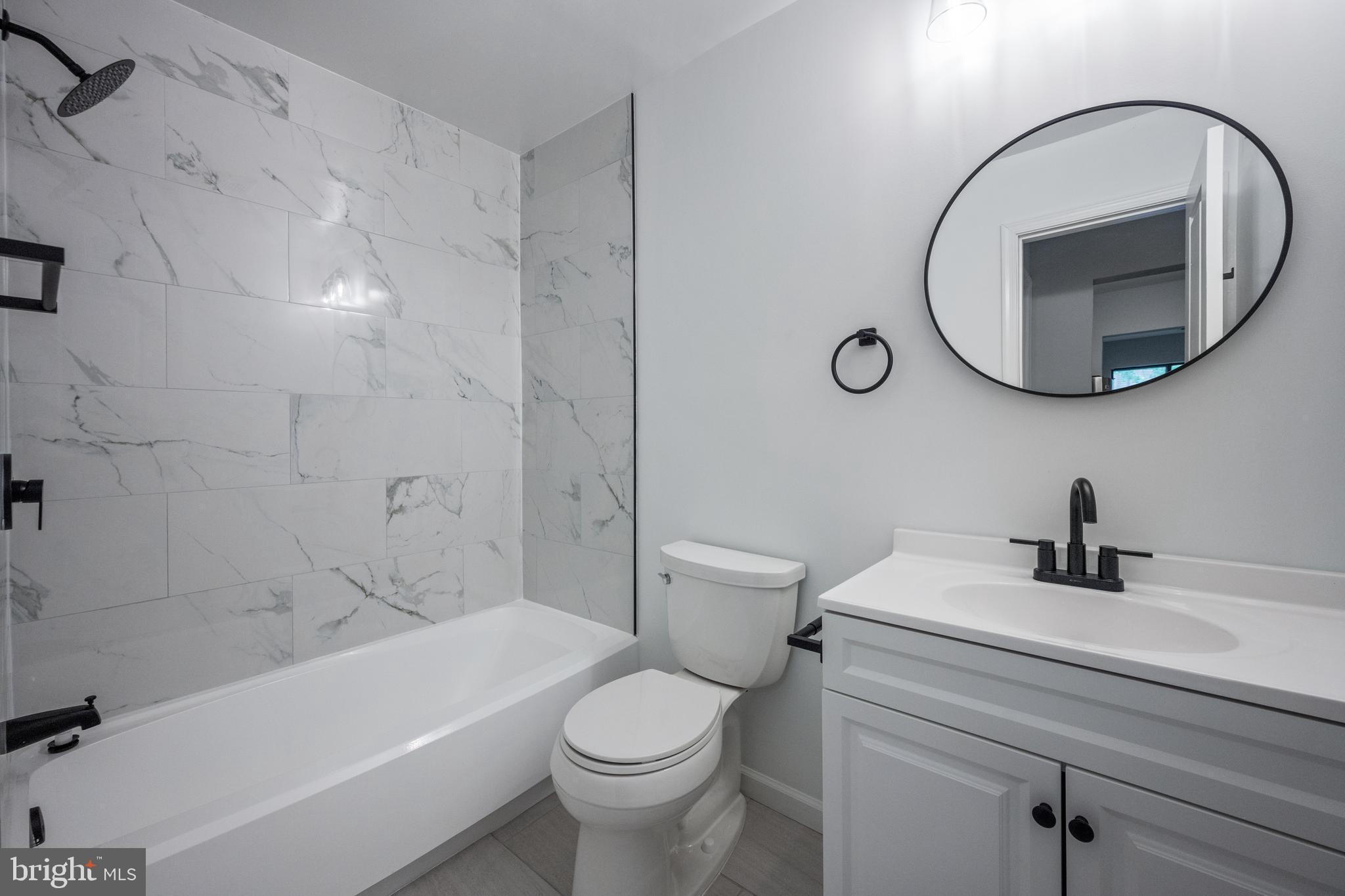 TOWN CENTER - Residential