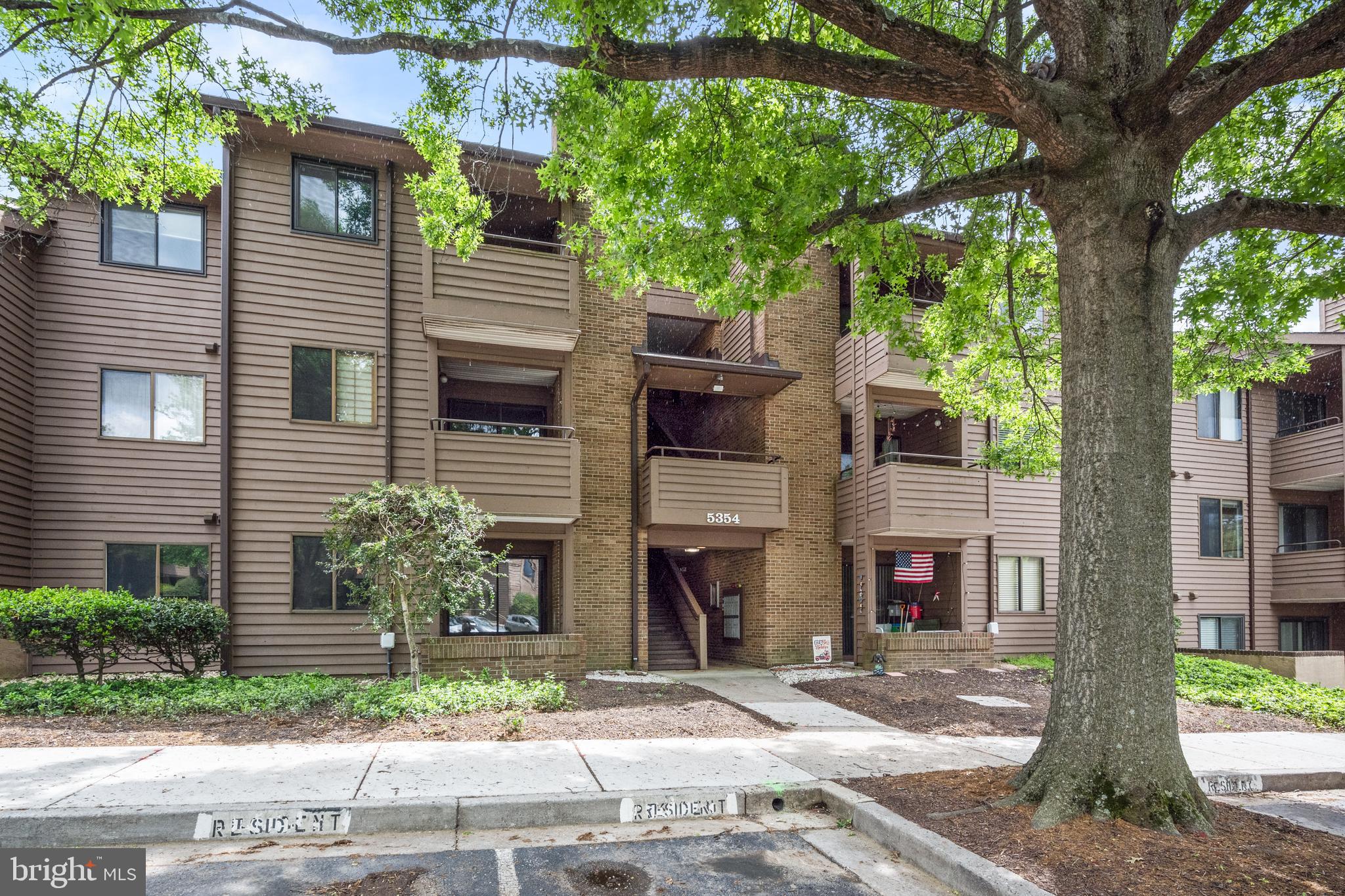 TOWN CENTER - Residential